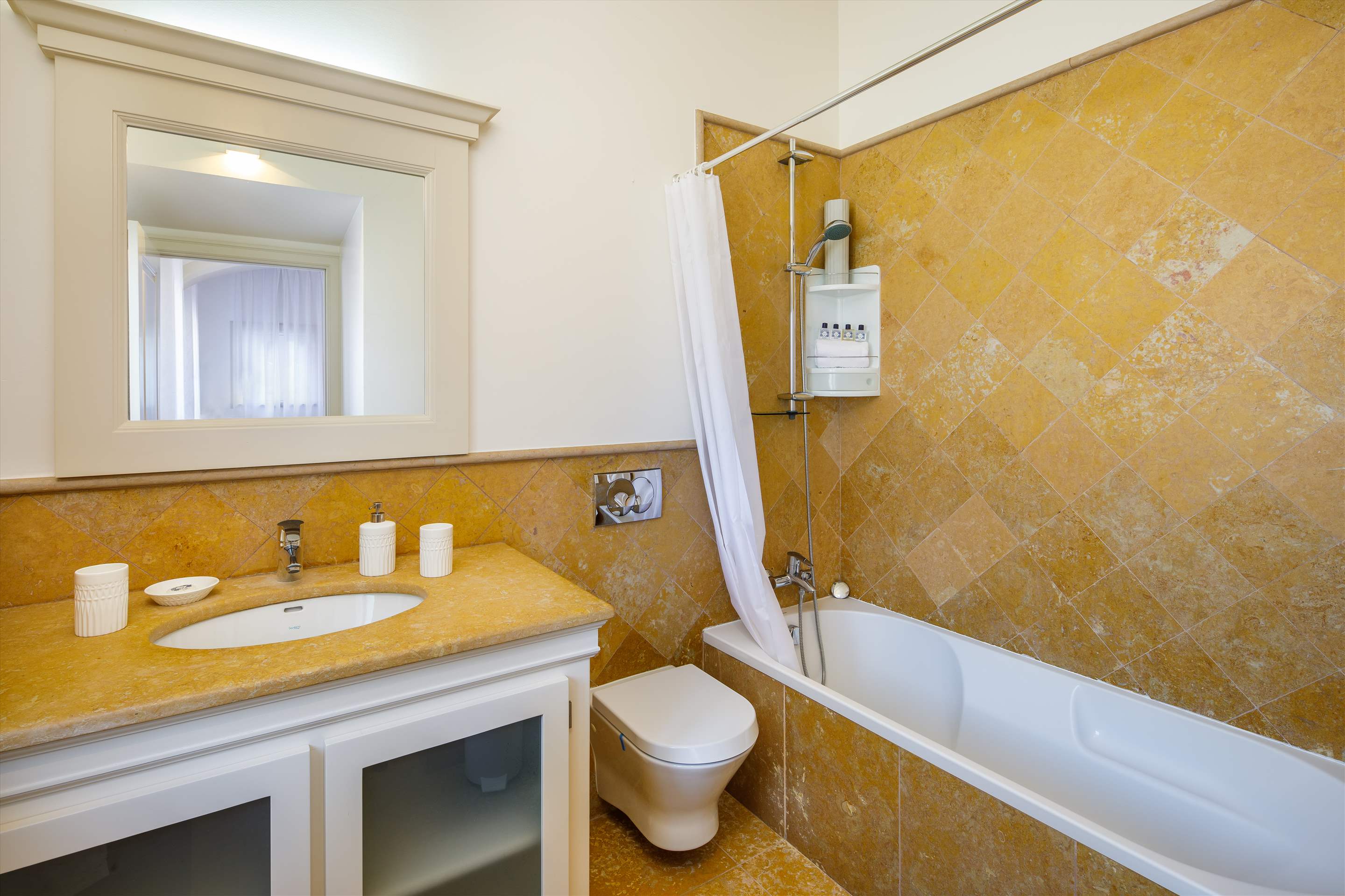 Villa Mirante 1, Six Bedroom Rate for 11-12 Persons, 6 bedroom villa in Albufeira Area, Algarve Photo #23