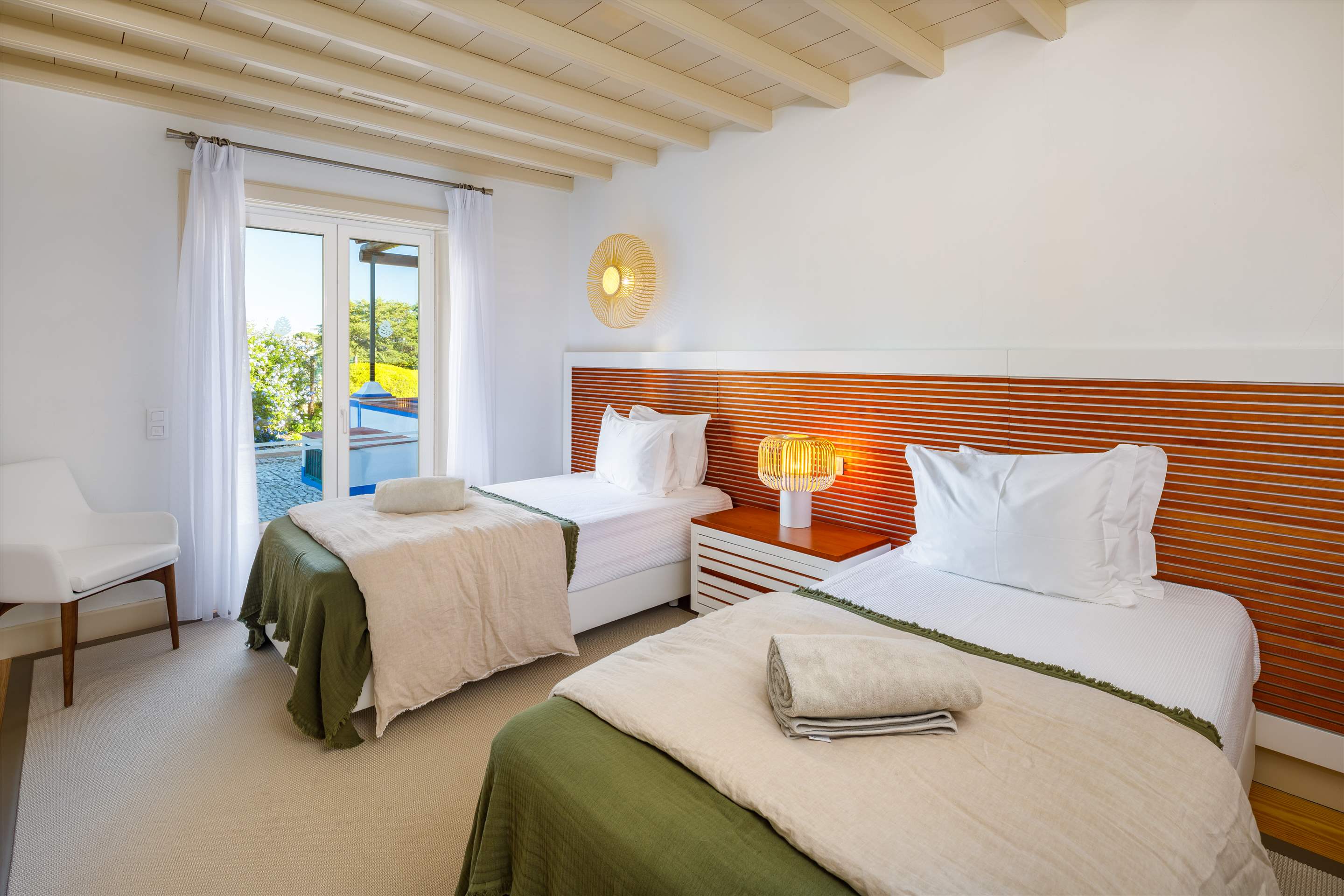 Villa Mirante 1, Six Bedroom Rate for 11-12 Persons, 6 bedroom villa in Albufeira Area, Algarve Photo #31
