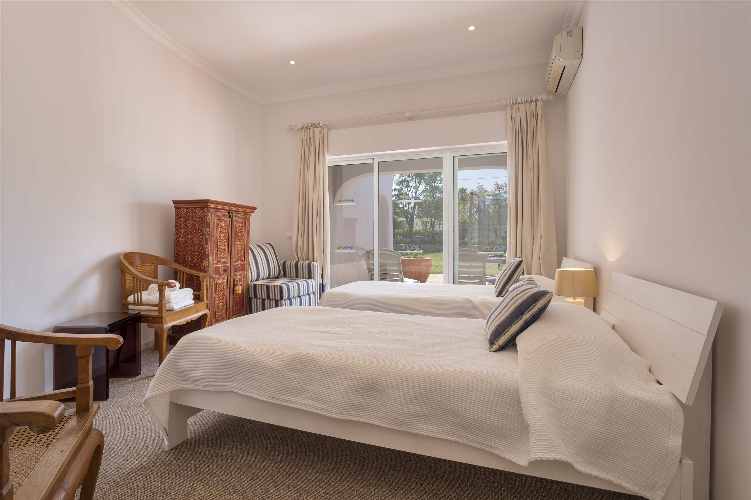 Casa Filomena, Five Bedroom Rate, 5 bedroom villa in Quinta do Lago, Algarve Photo #22