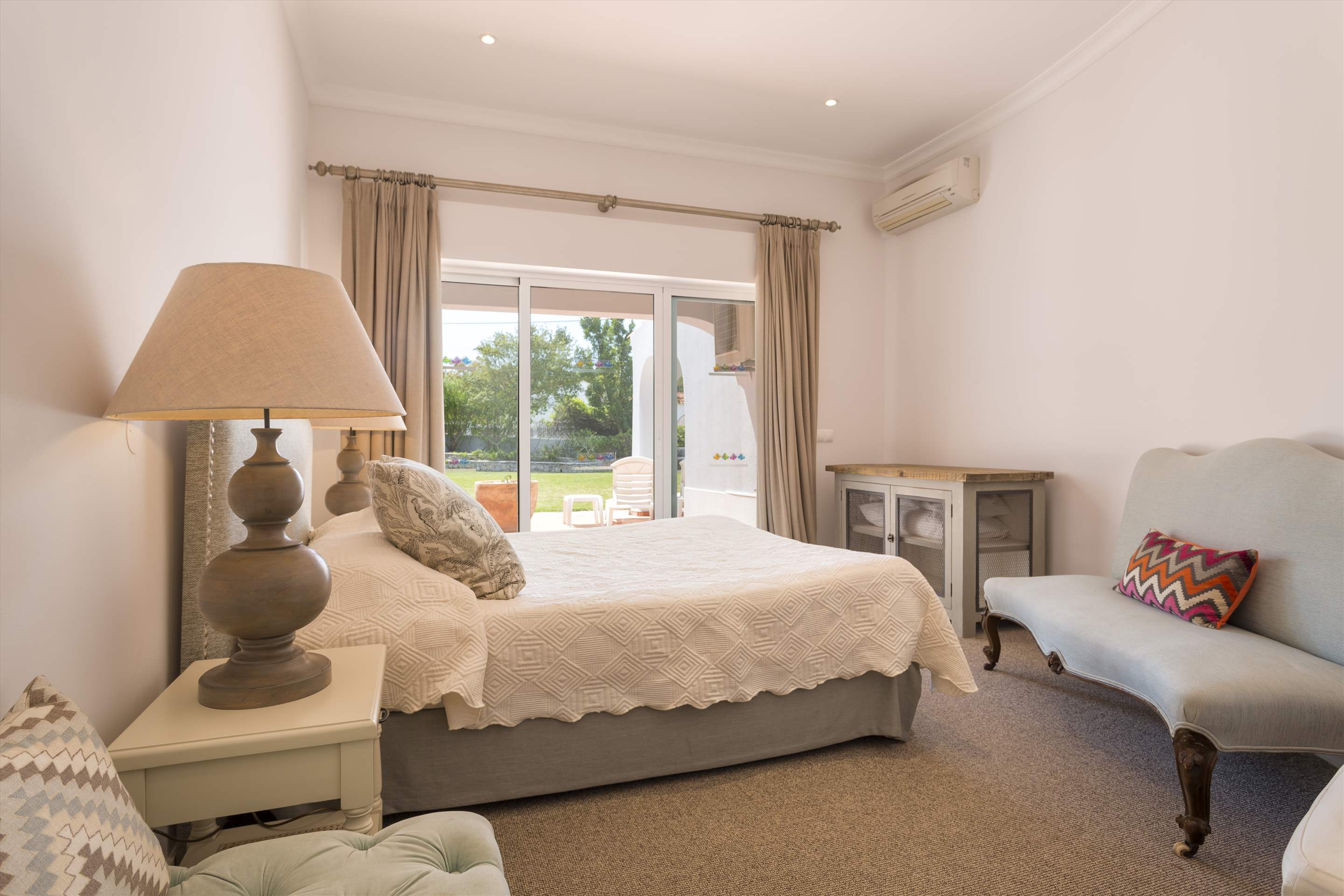 Casa Filomena, Four Bedroom Rate, 4 bedroom villa in Quinta do Lago, Algarve Photo #20