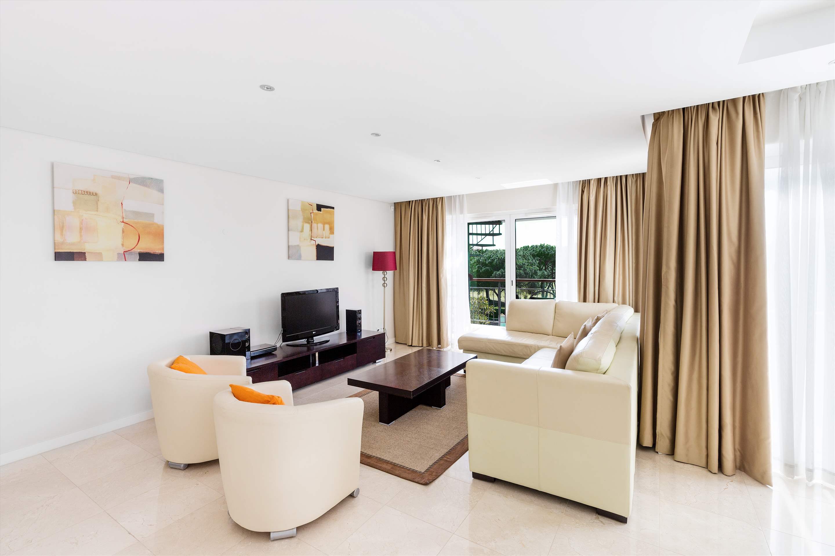 As Cascatas One Bedroom Suite, Room Only, 1 bedroom apartment in As Cascatas Golf Resort & Spa, Algarve Photo #12