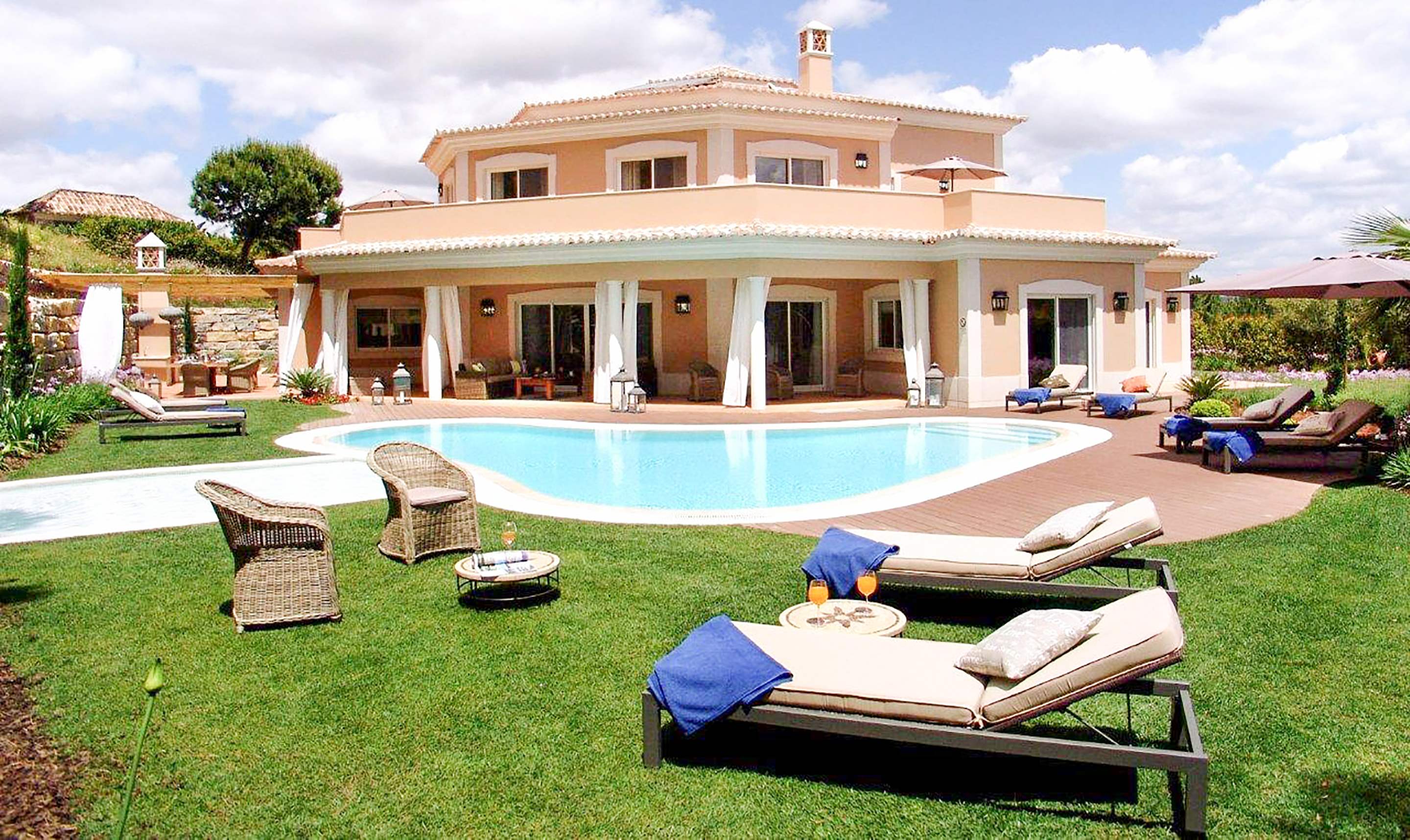 Villa Mayfair, 5 Bedroom Rental, 5 bedroom villa in Quinta do Lago, Algarve