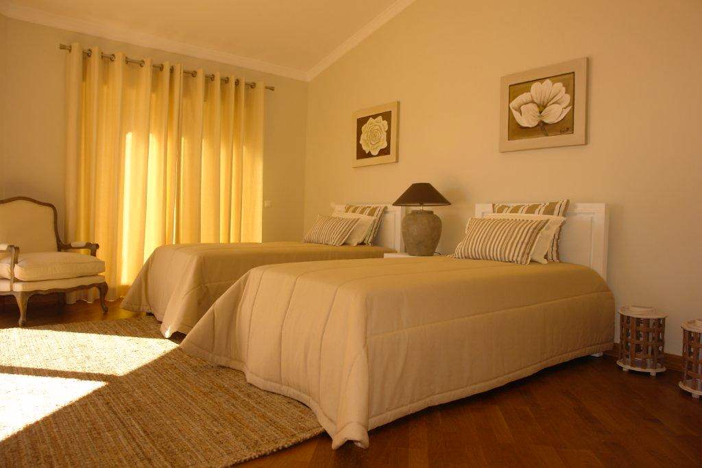 Villa Mayfair, 5 Bedroom Rental, 5 bedroom villa in Quinta do Lago, Algarve Photo #20
