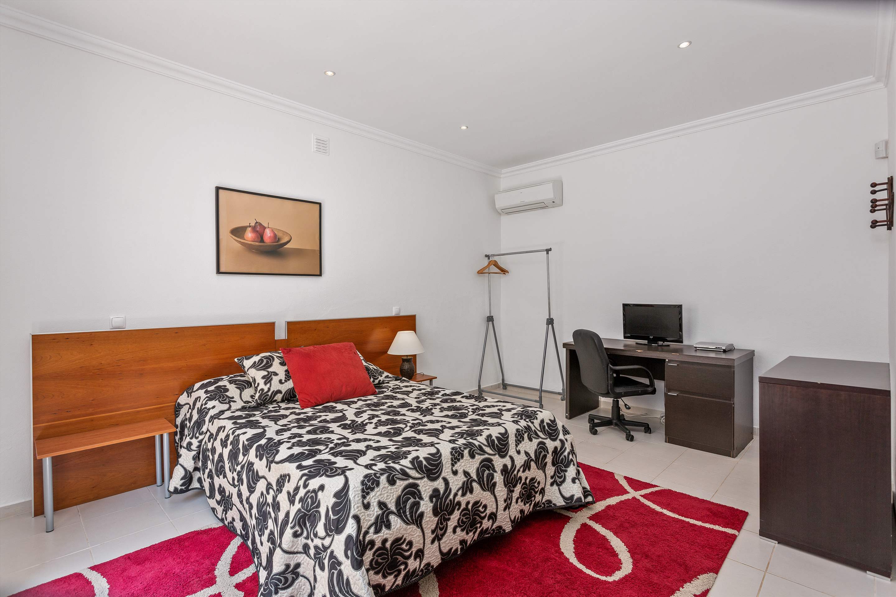 Quinta do Bruno, Five Bedroom Rate, 5 bedroom villa in Vilamoura Area, Algarve Photo #36