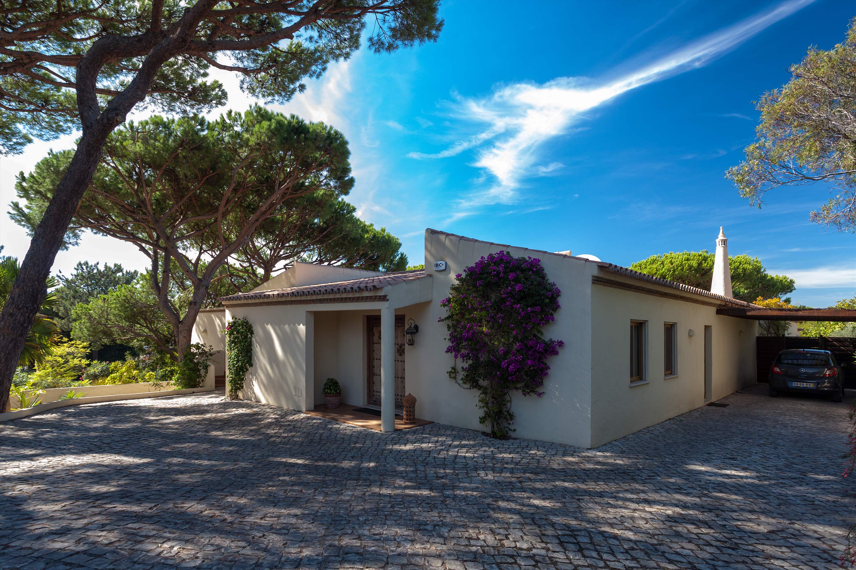 Villa Sultan, 5 bedroom villa in Vale do Lobo, Algarve Photo #24
