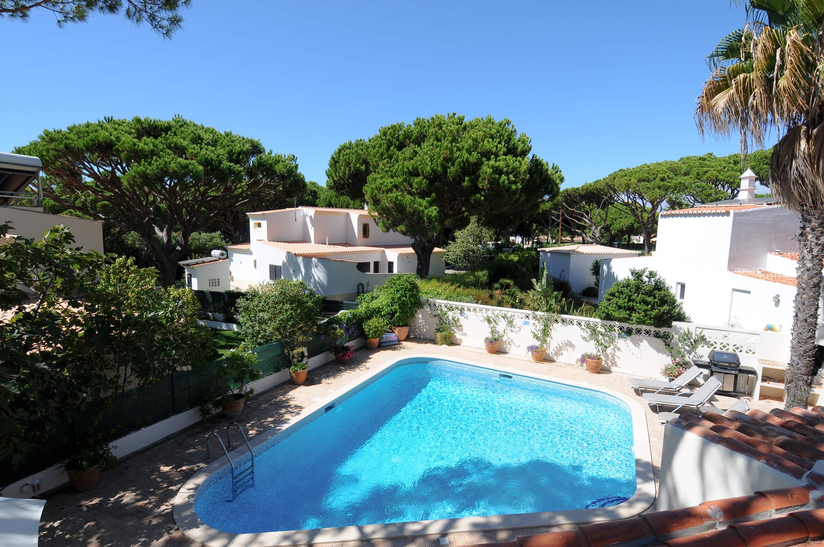 Casa Blanca, 4 Bed Rental, 4 bedroom villa in Vale do Lobo, Algarve Photo #7