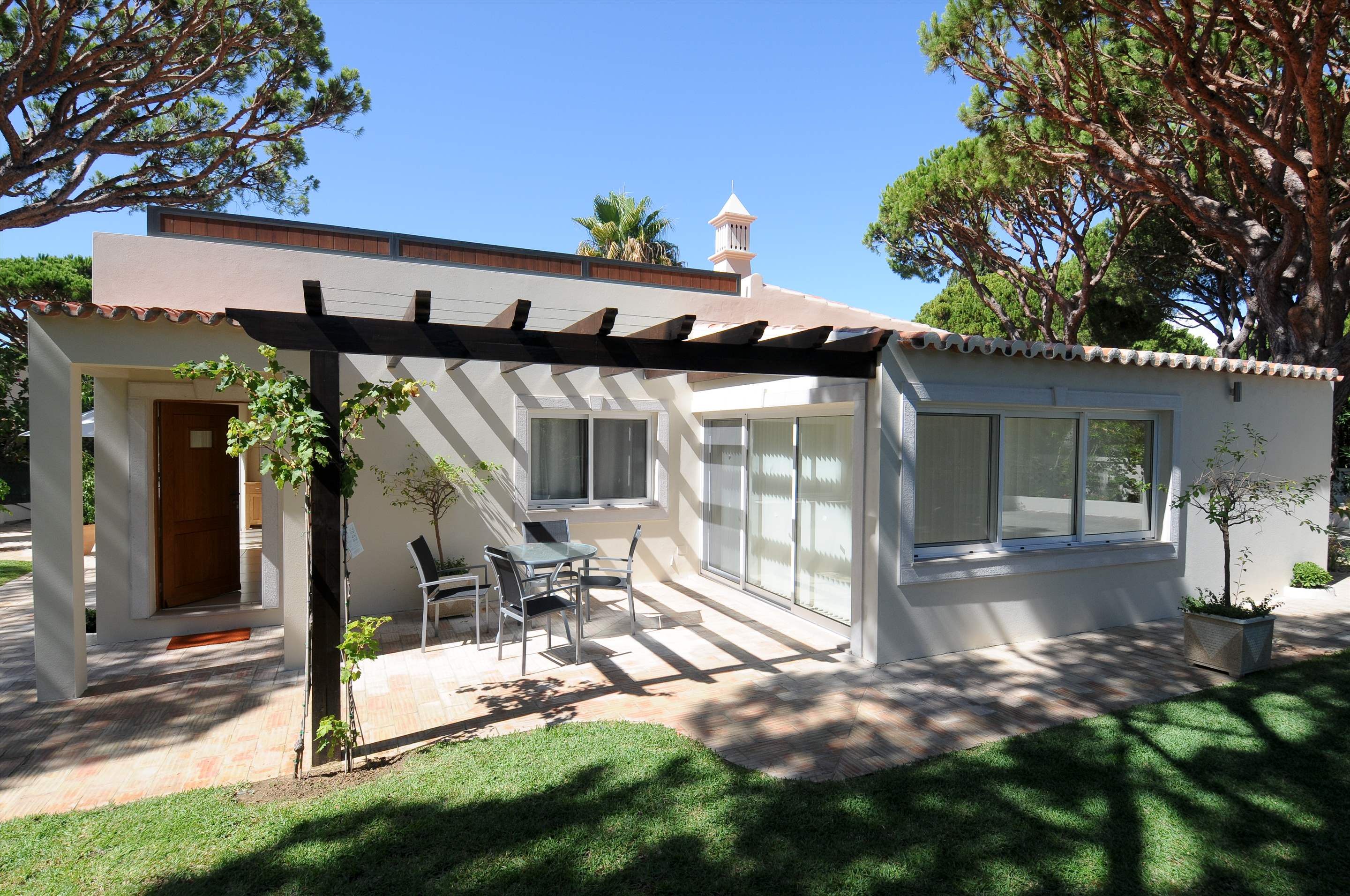 Casa Blanca, 4 Bed Rental, 4 bedroom villa in Vale do Lobo, Algarve Photo #8