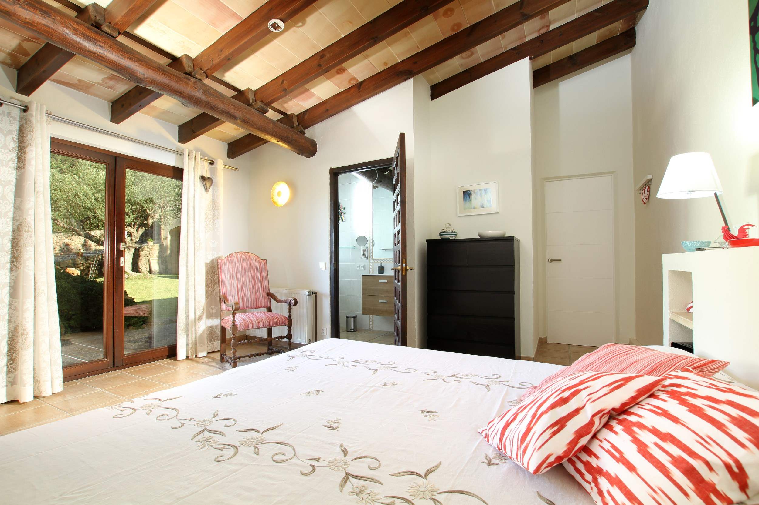 Villa Llop, 4 bedroom villa in Pollensa & Puerto Pollensa, Majorca Photo #23