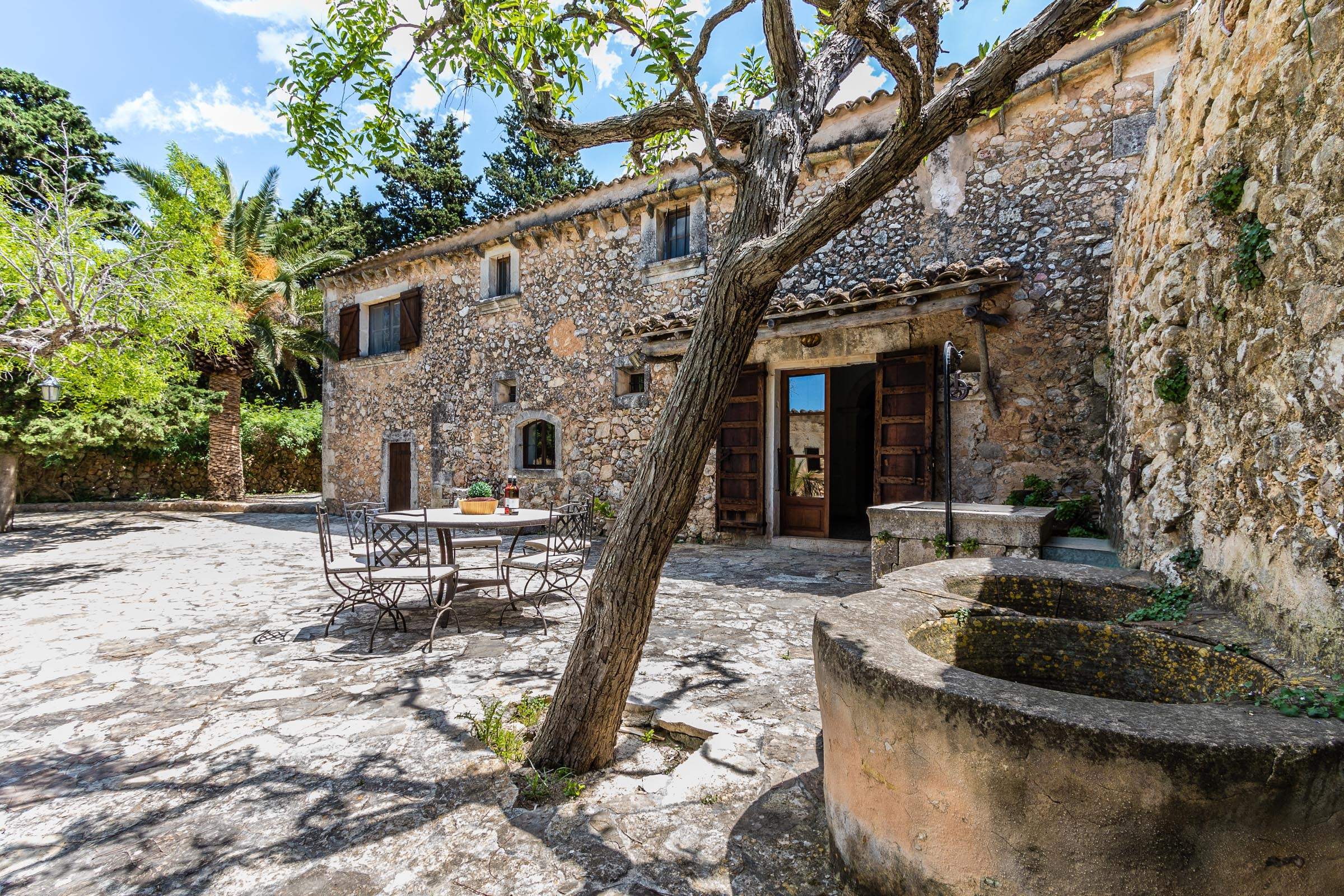 Finca Rafal Antic, 5 bedroom villa in Sa Pobla, Buger, Inca , Majorca Photo #35