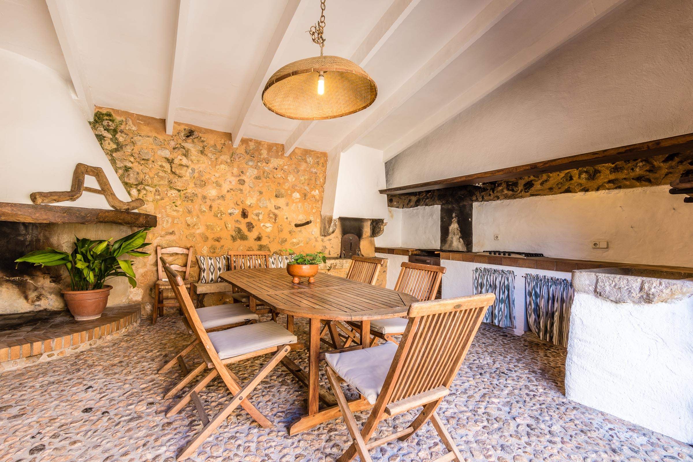 Finca Rafal Antic, 5 bedroom villa in Sa Pobla, Buger, Inca , Majorca Photo #4