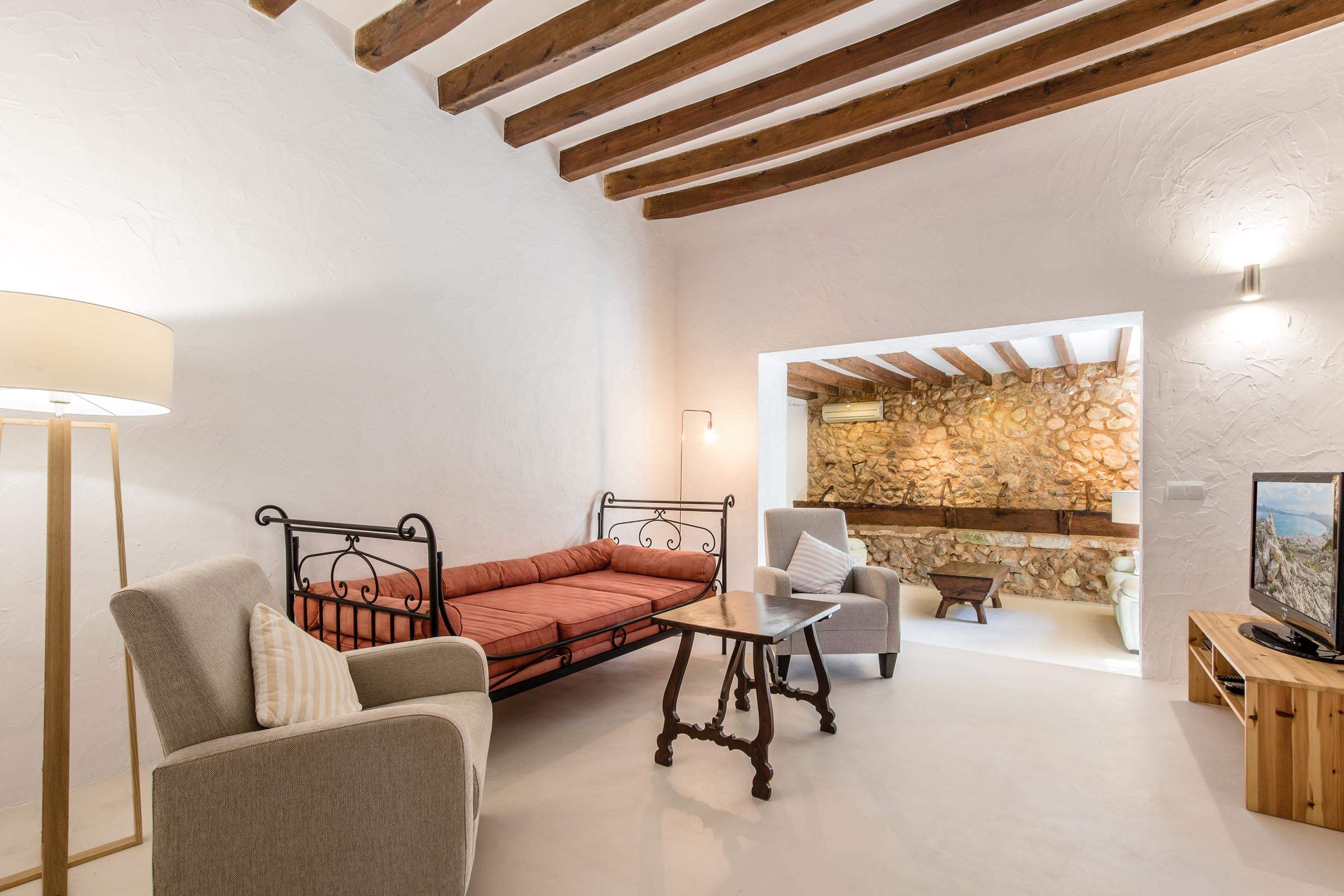 Finca Rafal Antic, 5 bedroom villa in Sa Pobla, Buger, Inca , Majorca Photo #7