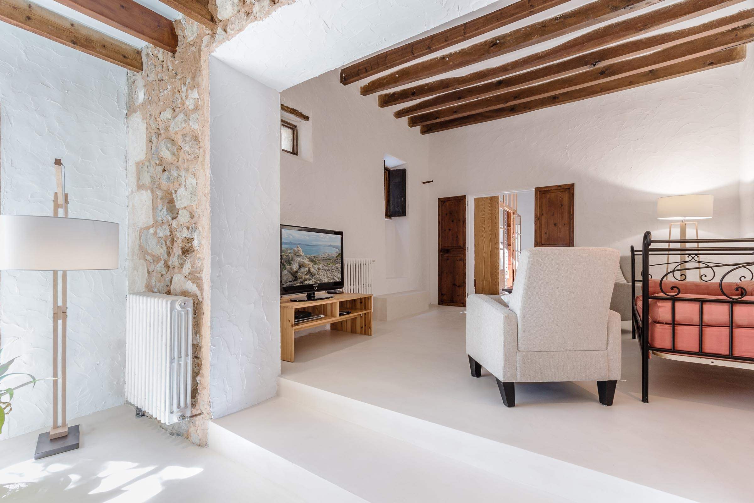 Finca Rafal Antic, 5 bedroom villa in Sa Pobla, Buger, Inca , Majorca Photo #8
