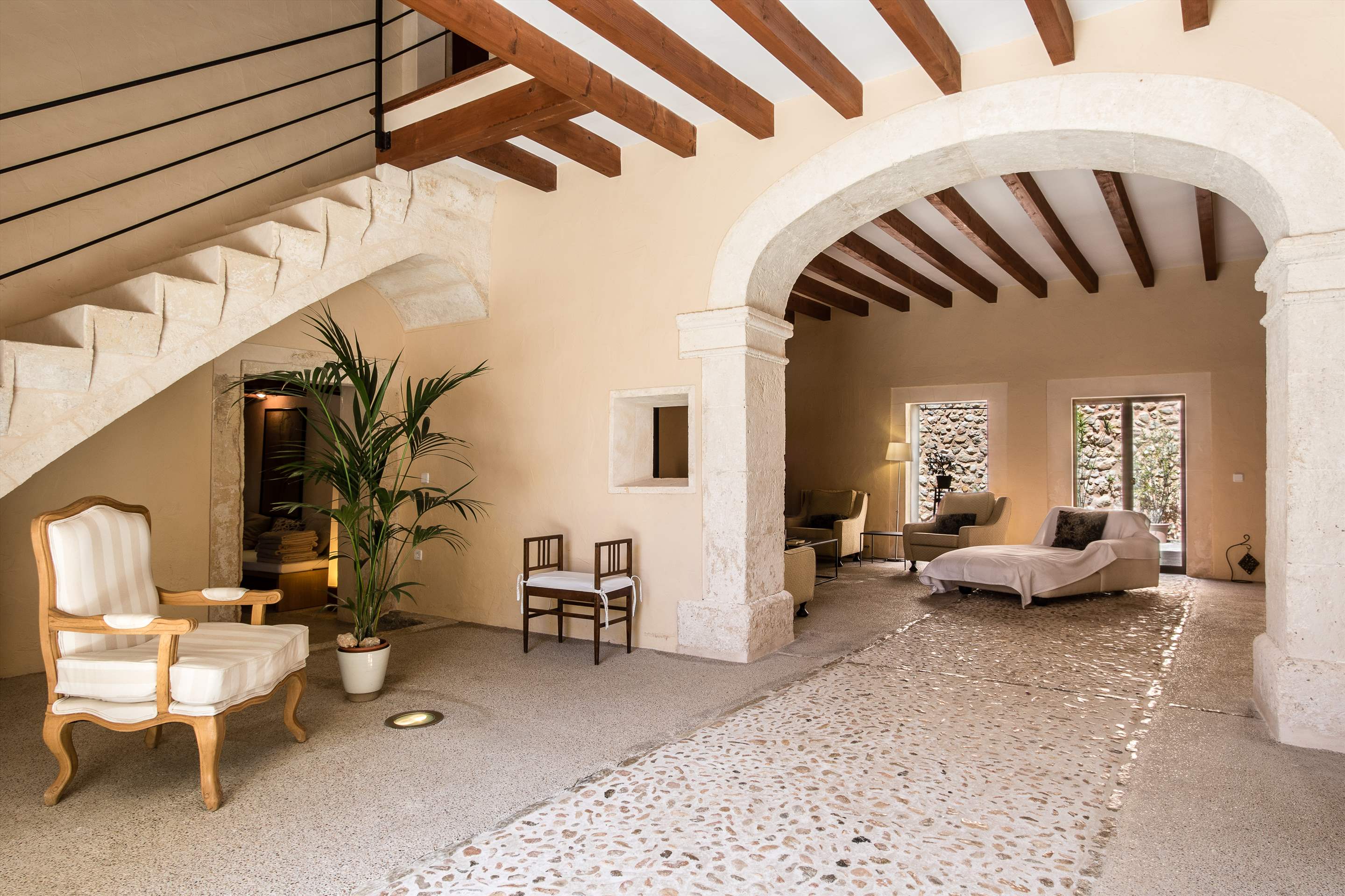 Finca Florit, 5 bedroom villa in Sa Pobla, Buger, Inca , Majorca Photo #13