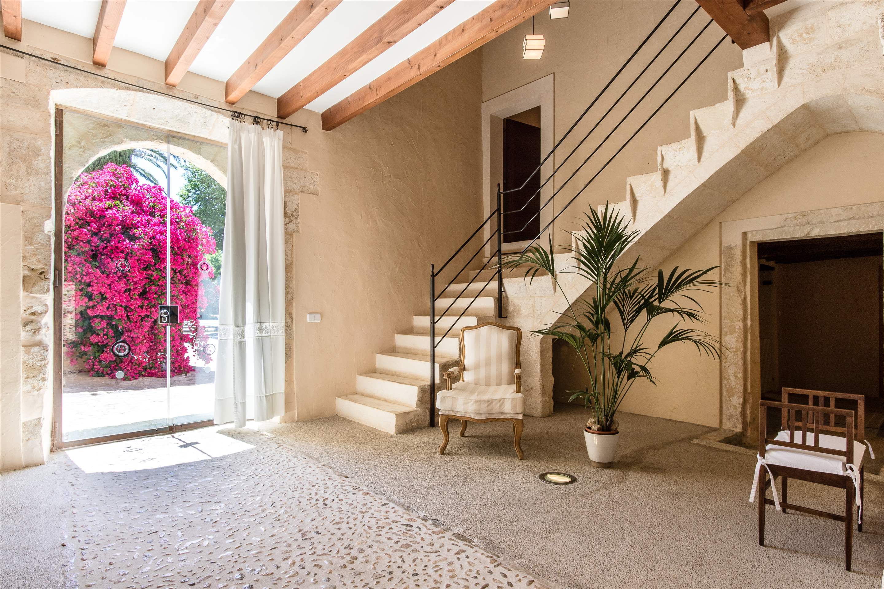 Finca Florit, 5 bedroom villa in Sa Pobla, Buger, Inca , Majorca Photo #14