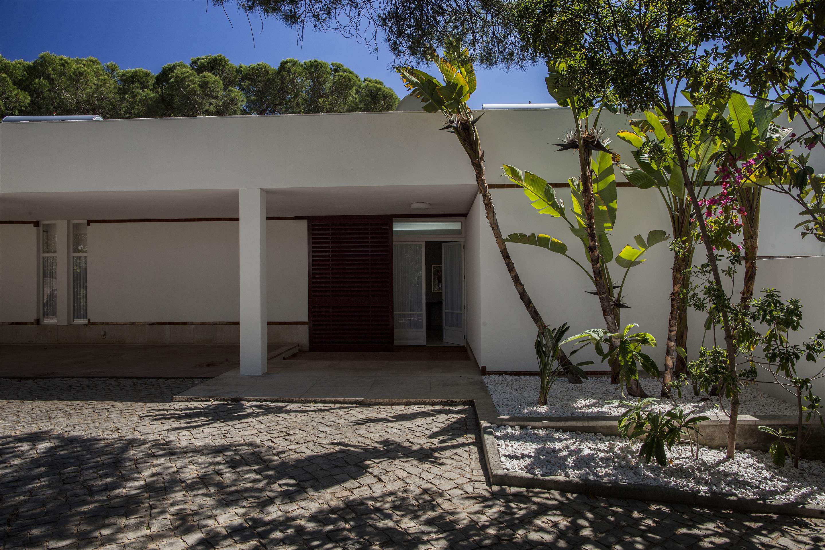 Villa Cegonha, 4 bedroom villa in Vale do Lobo, Algarve Photo #28