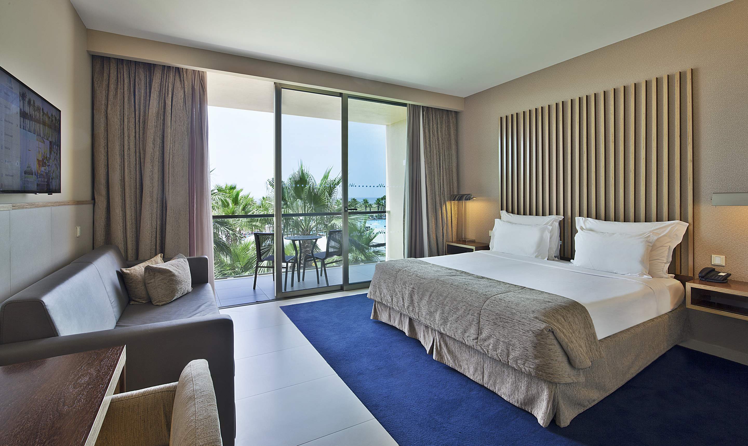 Vidamar Hotel Superior Ocean View Room, HB, Double Room, 1 bedroom hotel in Vidamar Resort, Algarve Photo #4