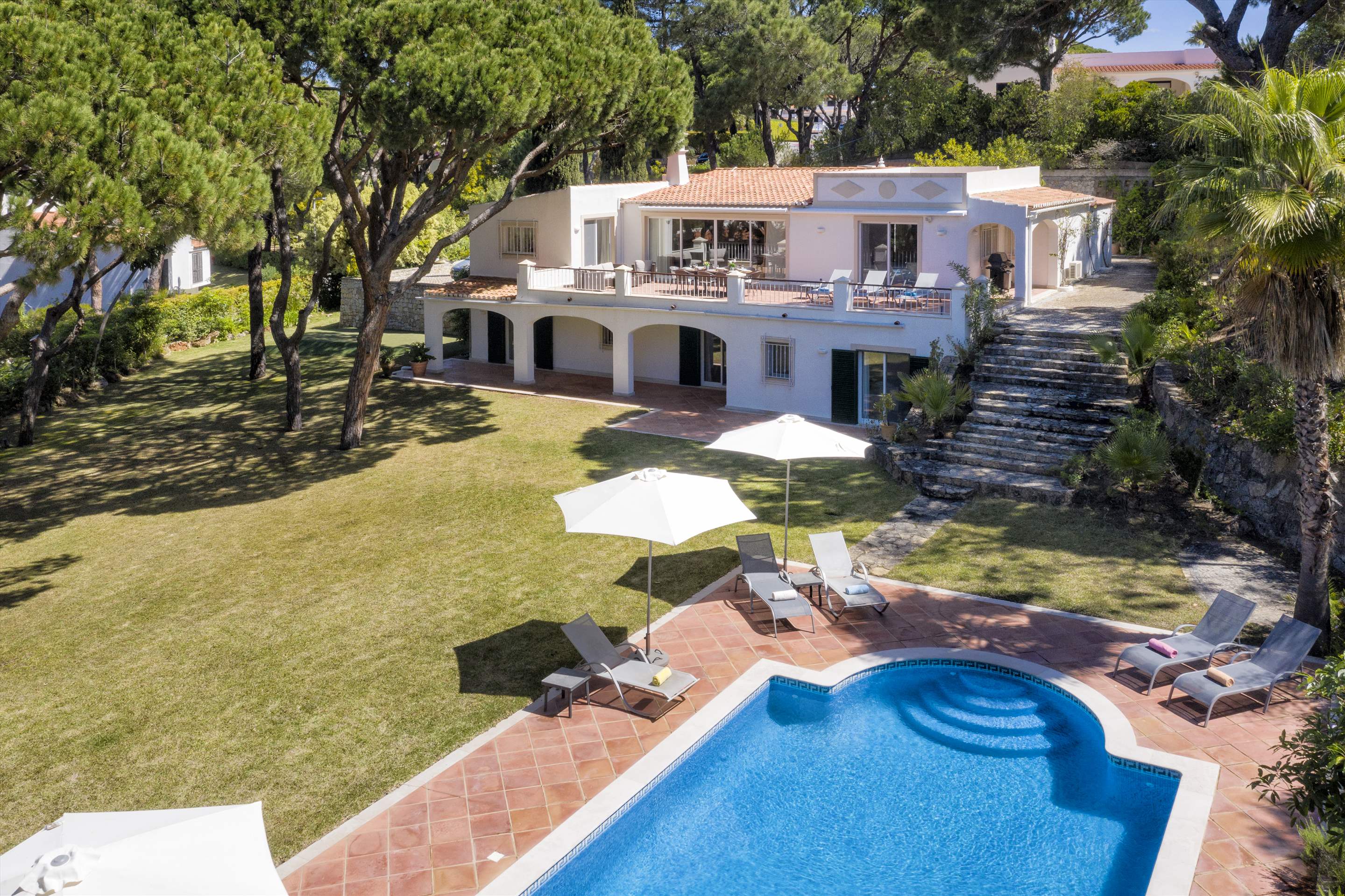 Villa Rosemaria, 5 Bedrooms, 5 bedroom villa in Vale do Lobo, Algarve