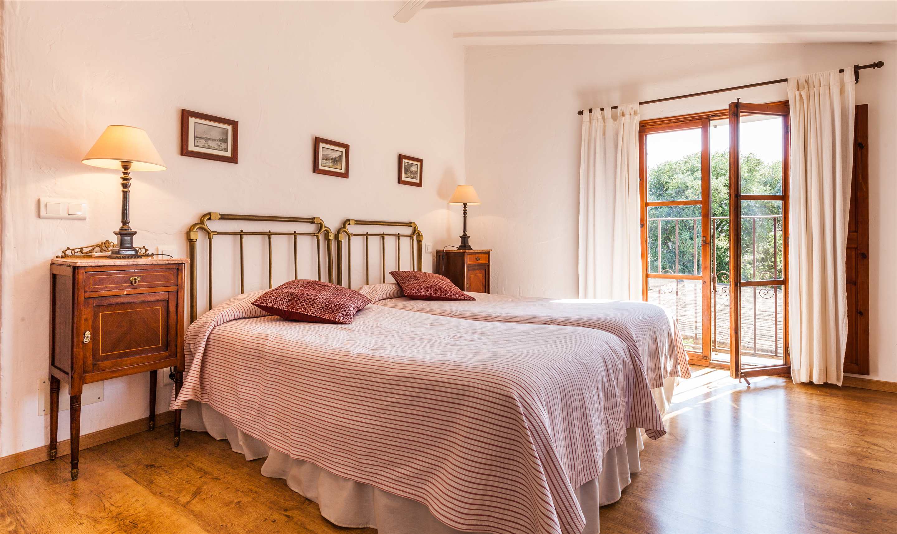 Villa Ca'n Teulada,  Upto 8 persons, 4 bedroom villa in Pollensa & Puerto Pollensa, Majorca Photo #17