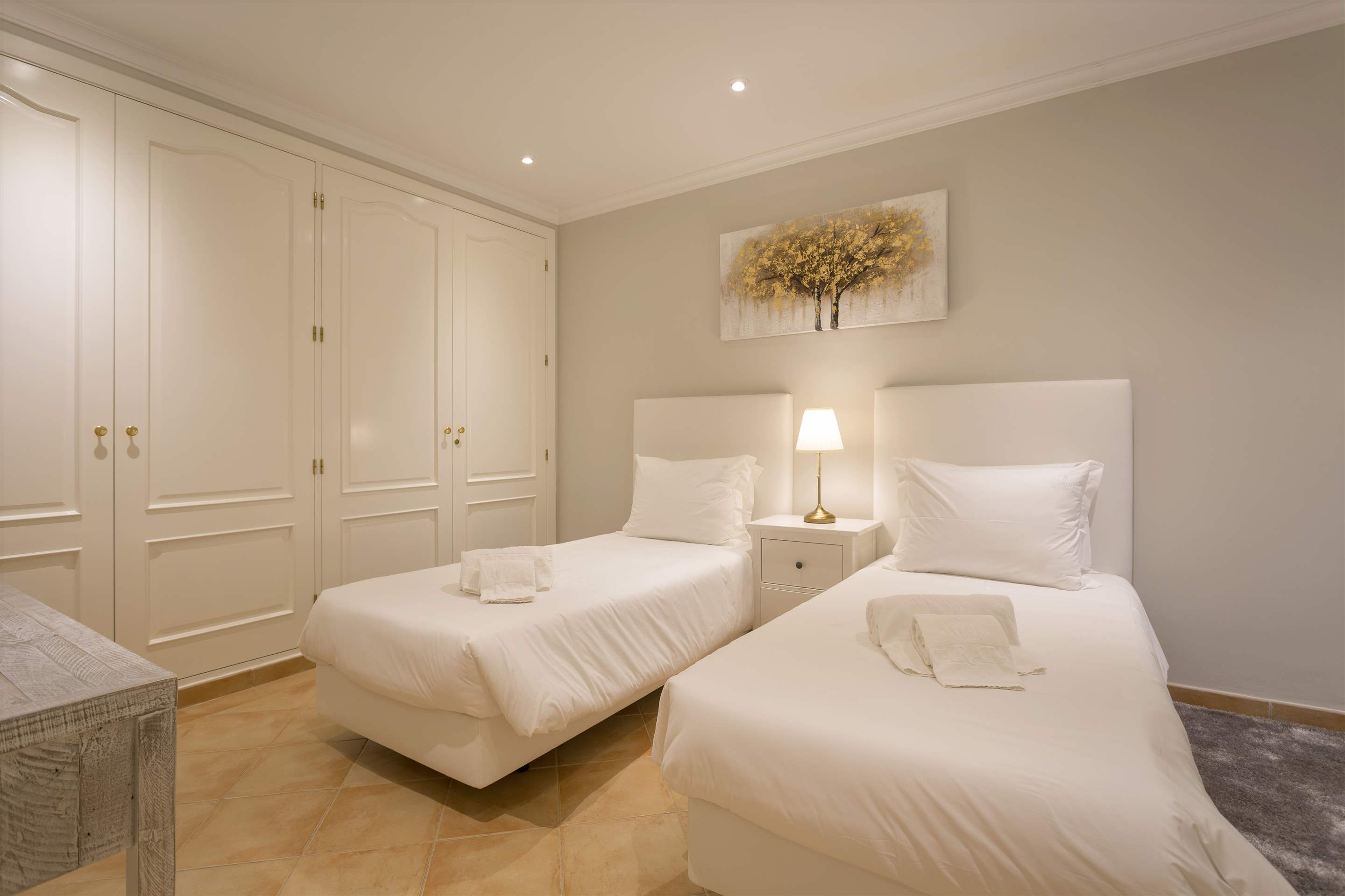 Villa Joanne, 2 bedroom apartment in Vale do Lobo, Algarve Photo #12