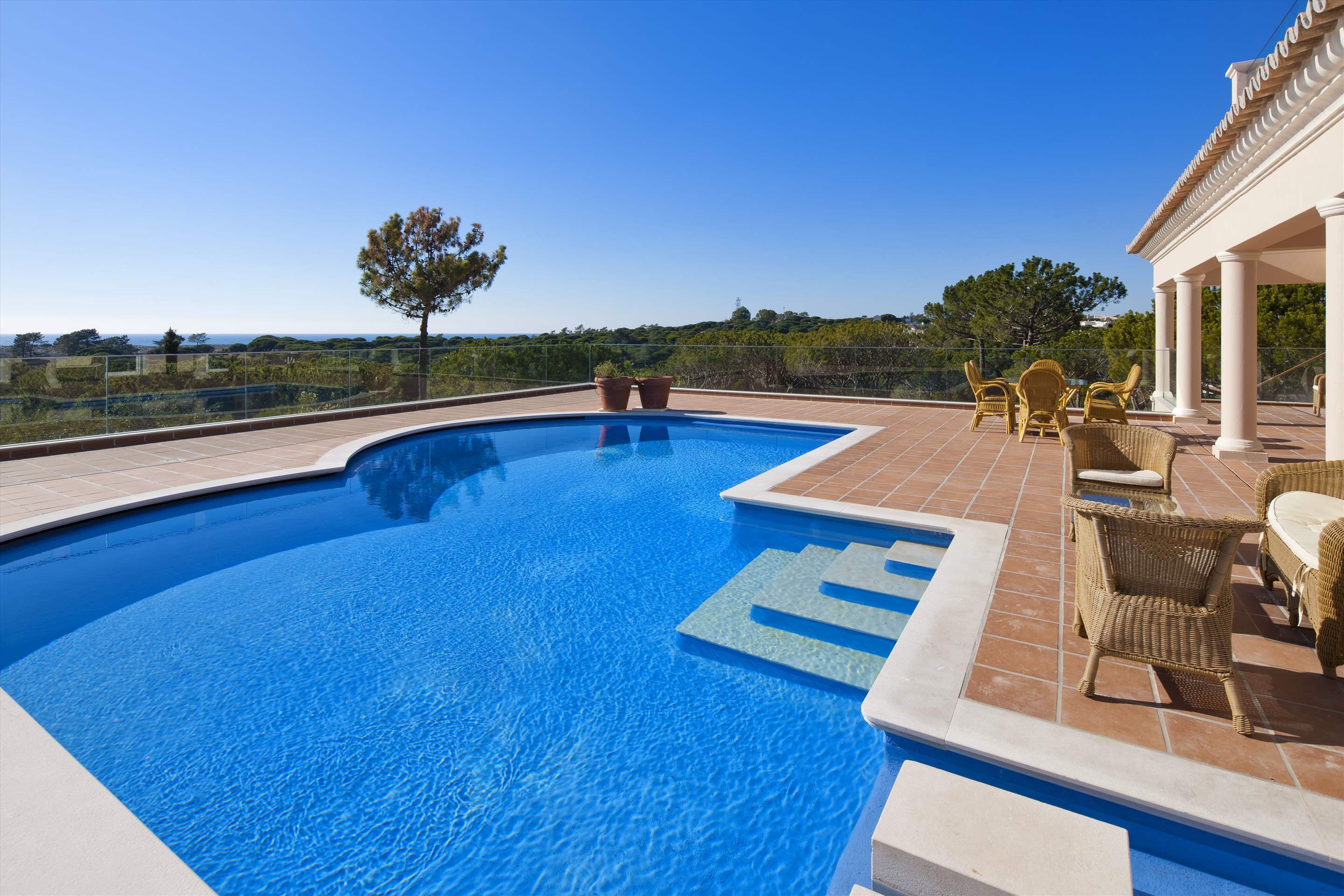 Villa Bellevue, Six Bedroom Rate, 6 bedroom villa in Quinta do Lago, Algarve Photo #2