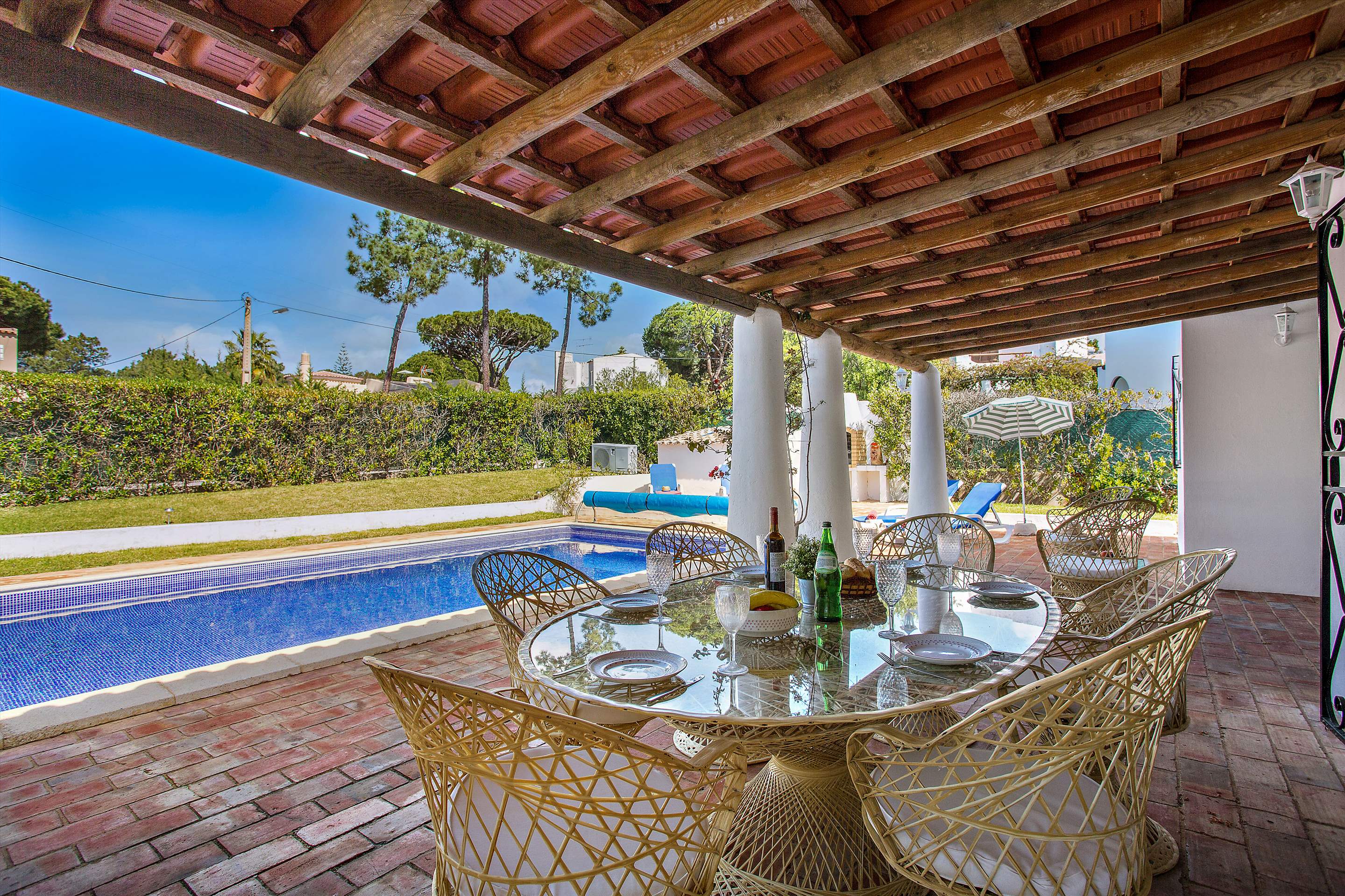 Villa Belinha, 3 bedroom villa in Vilamoura Area, Algarve Photo #2