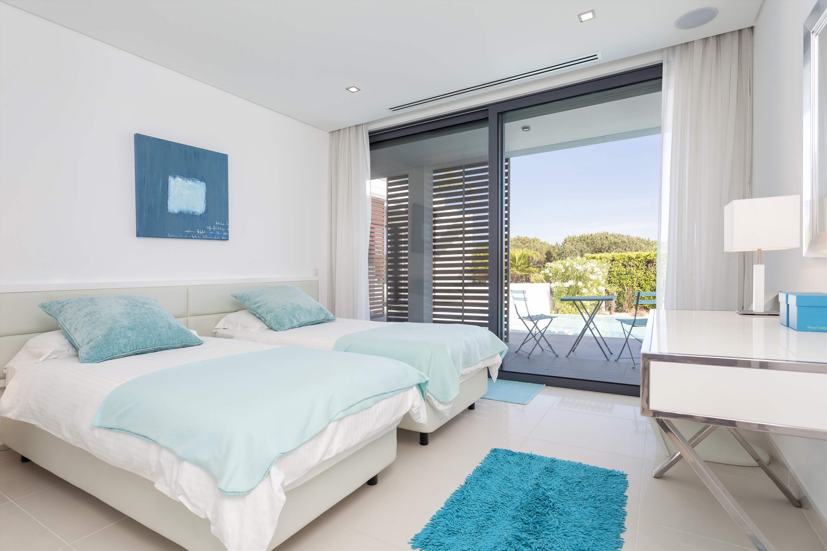 Villa Seskia, 4 bedroom villa in Vale do Lobo, Algarve Photo #18