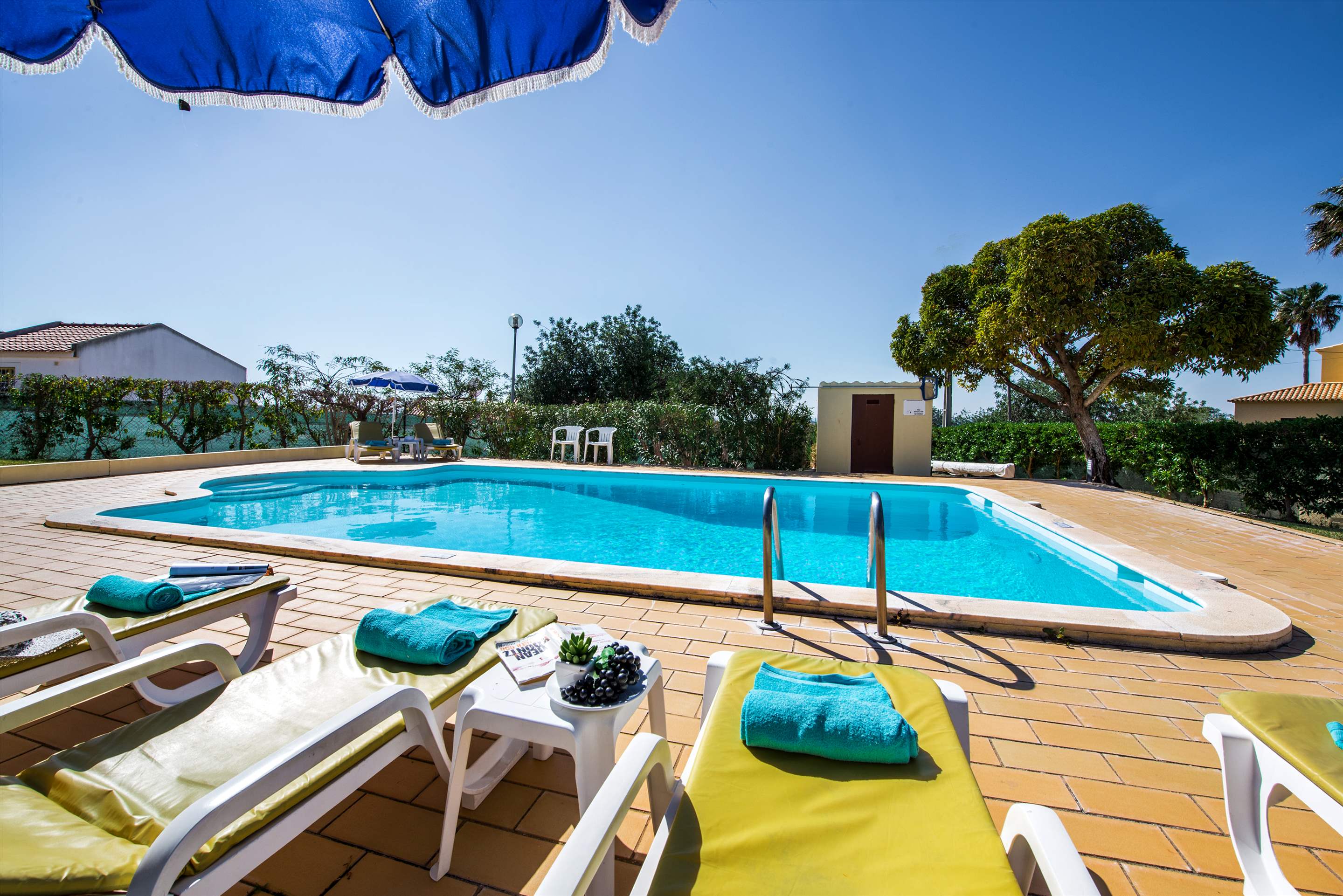 Villa Amendoeira, 7 to 8 persons rate, 4 bedroom villa in Gale, Vale da Parra and Guia, Algarve Photo #24