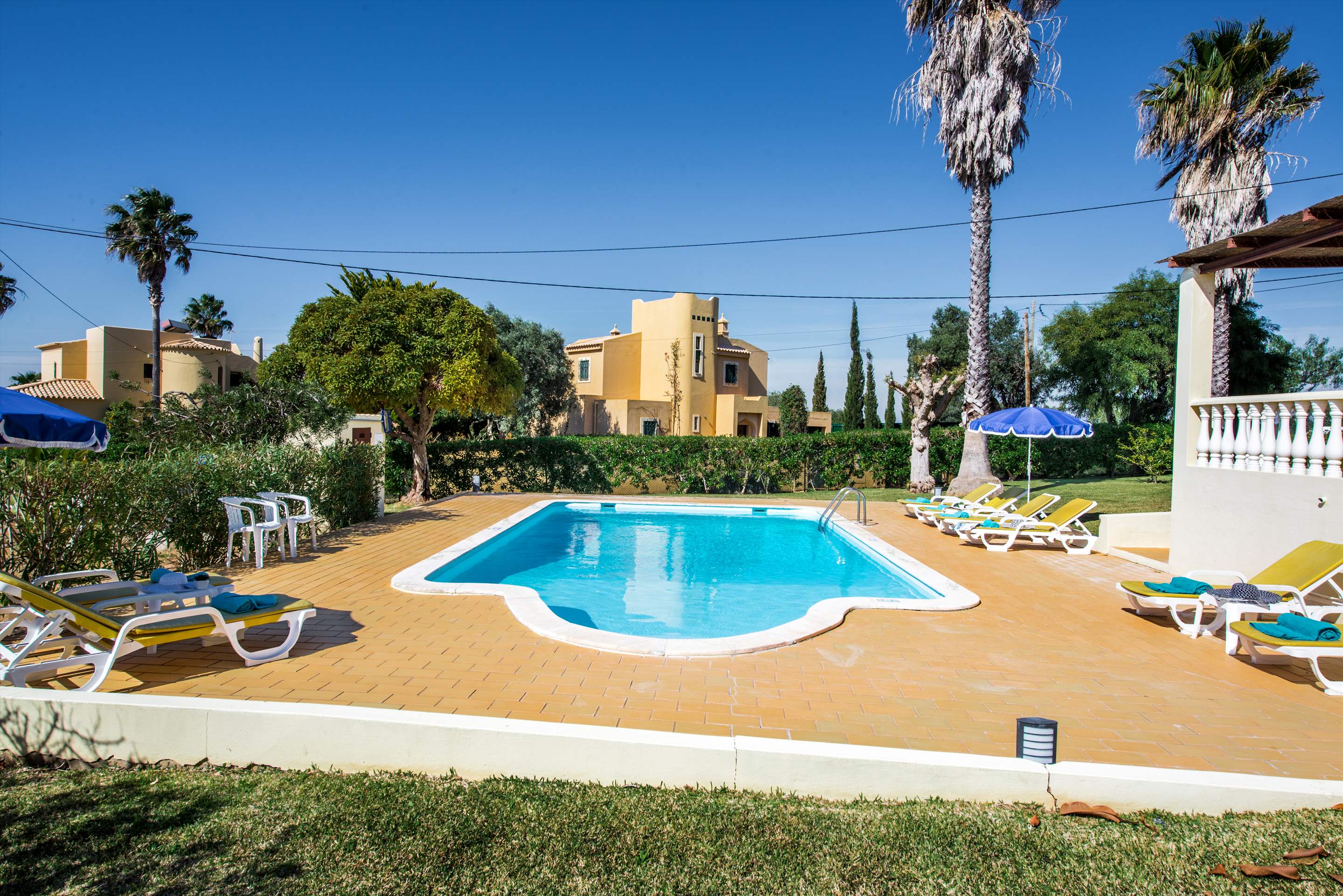 Villa Amendoeira, 7 to 8 persons rate, 4 bedroom villa in Gale, Vale da Parra and Guia, Algarve Photo #31