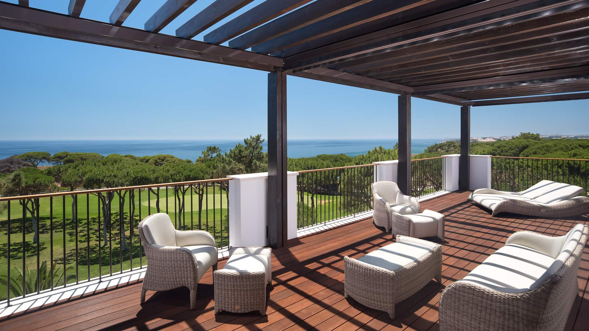 Pine Cliffs Ocean Suites, Junior Ocean Suite, Resort View, 1 bedroom apartment in Pine Cliffs Resort, Algarve Photo #10