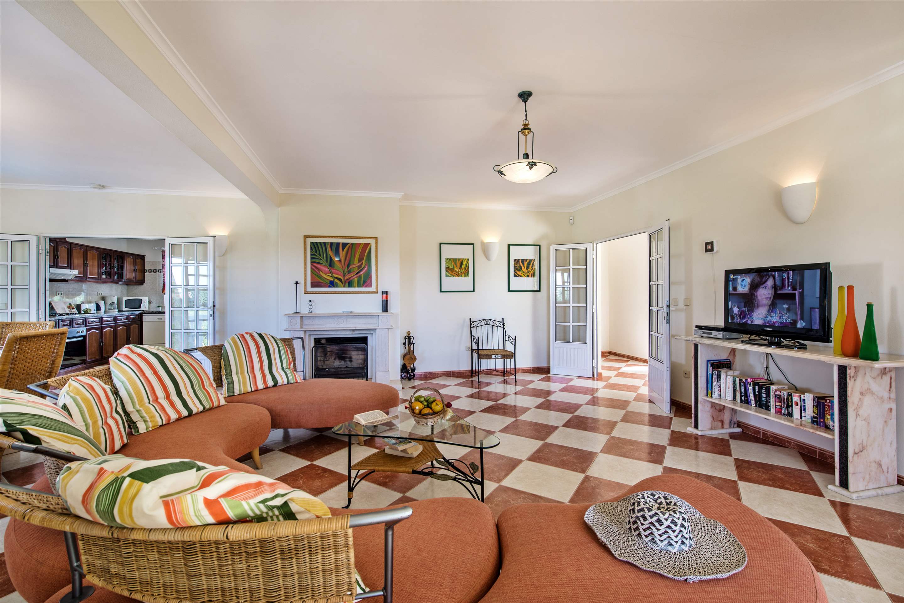 Villa Marco Real, 4 bedroom villa in Gale, Vale da Parra and Guia, Algarve Photo #3