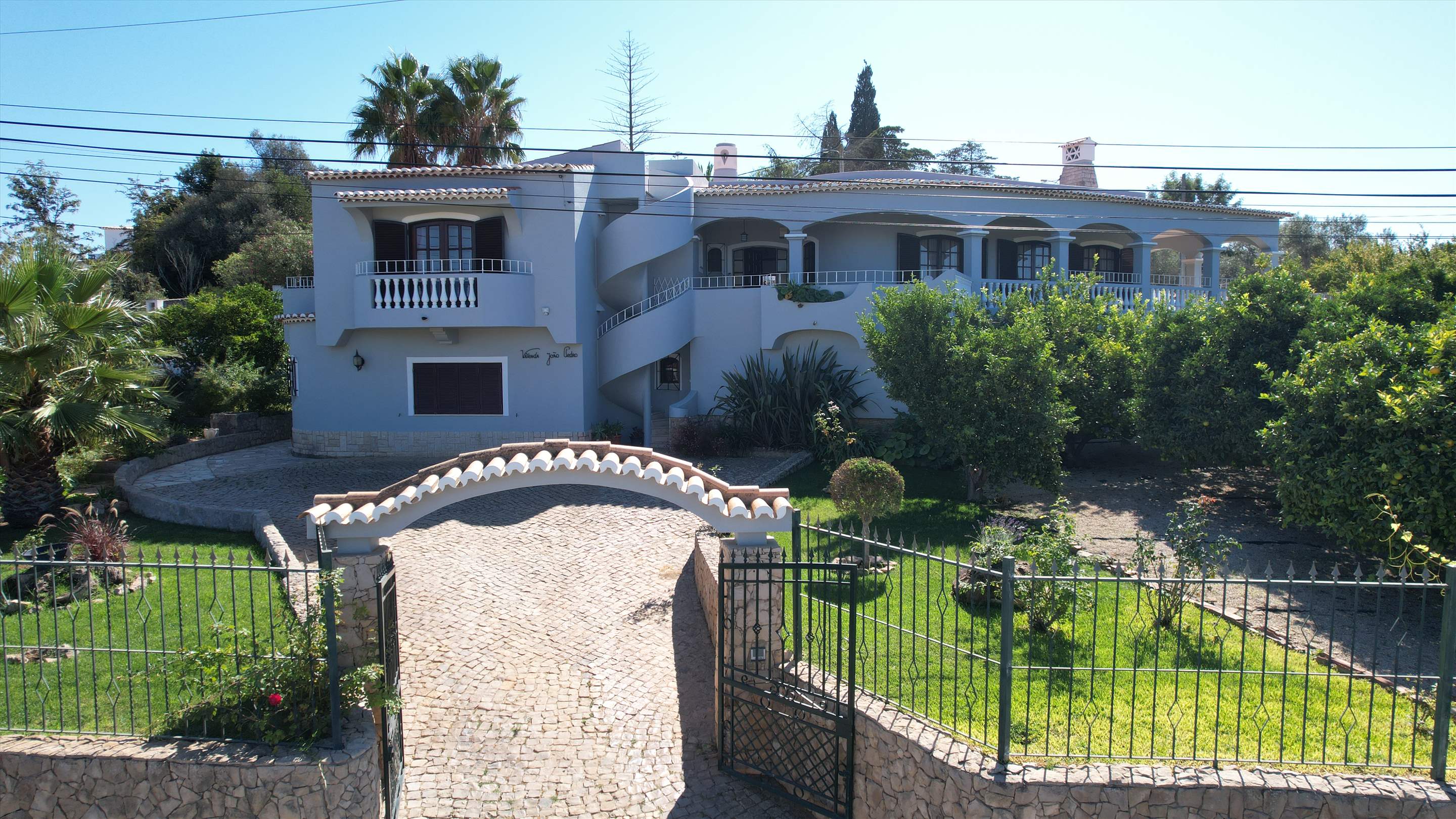 Vivenda Joao Pedro, 4 bedroom villa in Carvoeiro Area, Algarve Photo #16