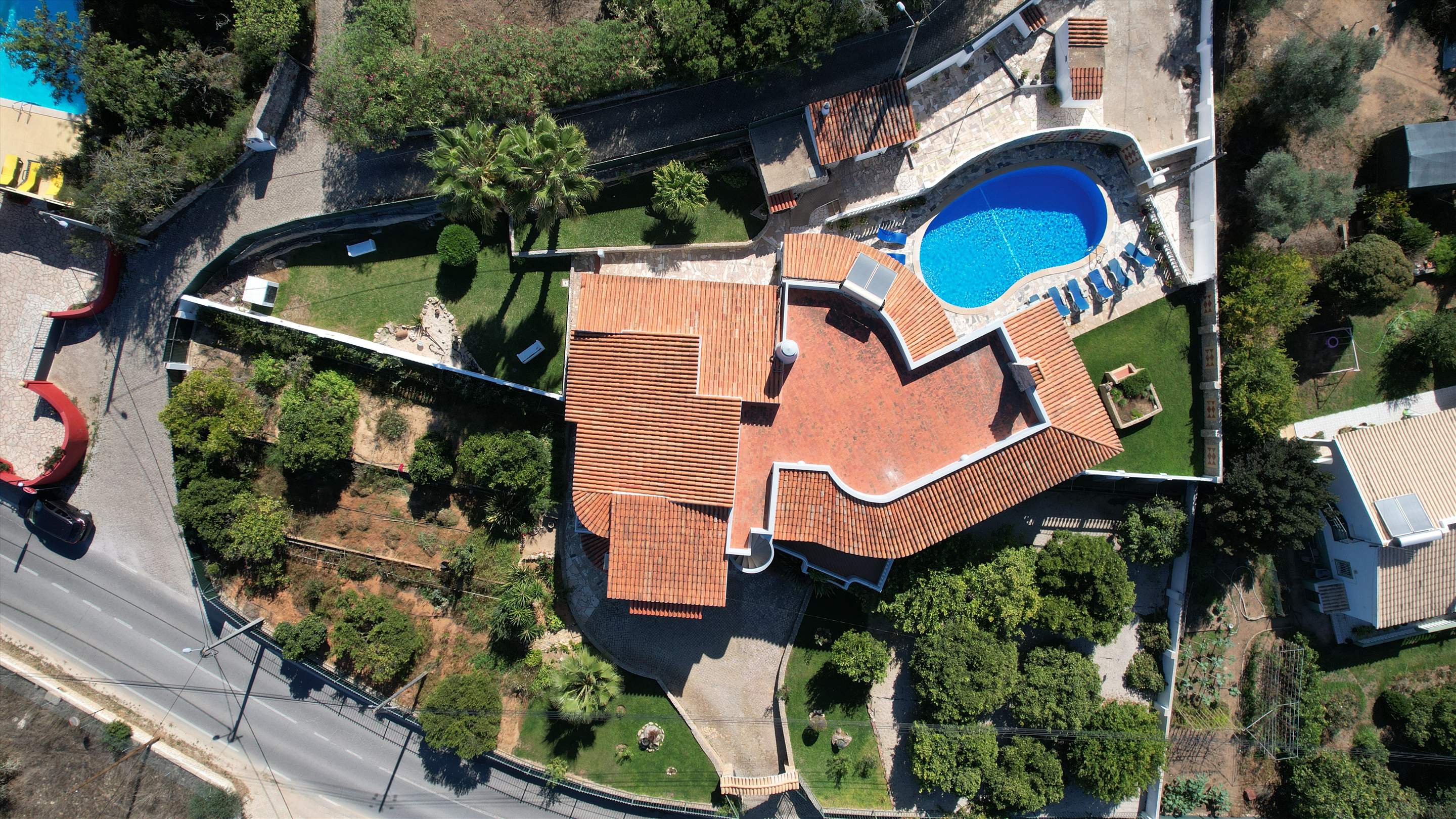 Vivenda Joao Pedro, 4 bedroom villa in Carvoeiro Area, Algarve Photo #18