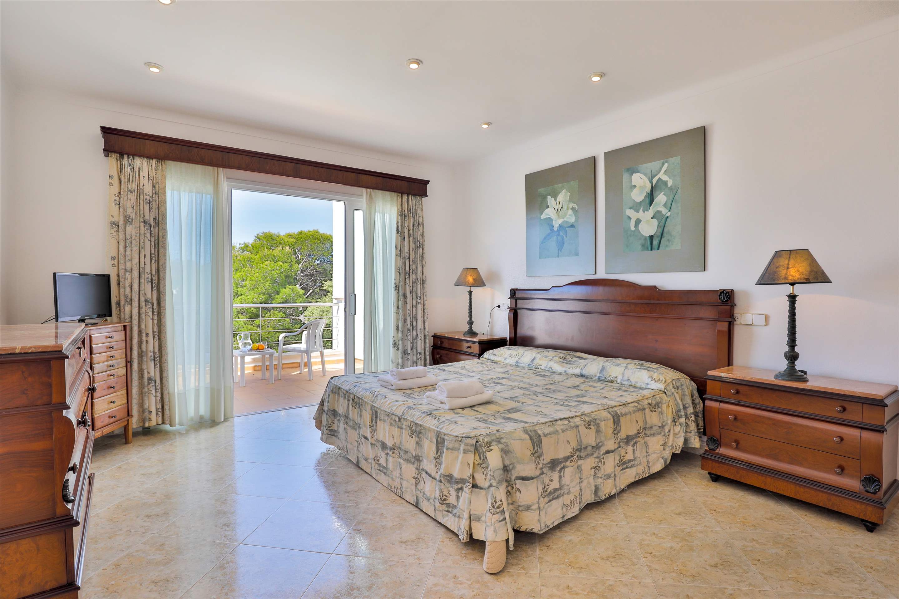 Cala Egos 89, 5 bedroom villa in Cala d'Or , Majorca Photo #18