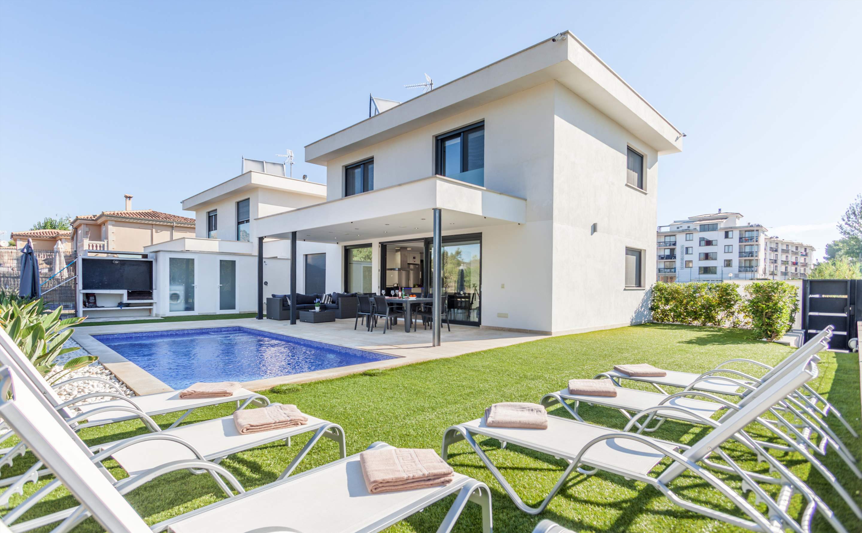 Corb Mari 1, 4 bedroom villa in Alcudia & Surrounding area, Majorca
