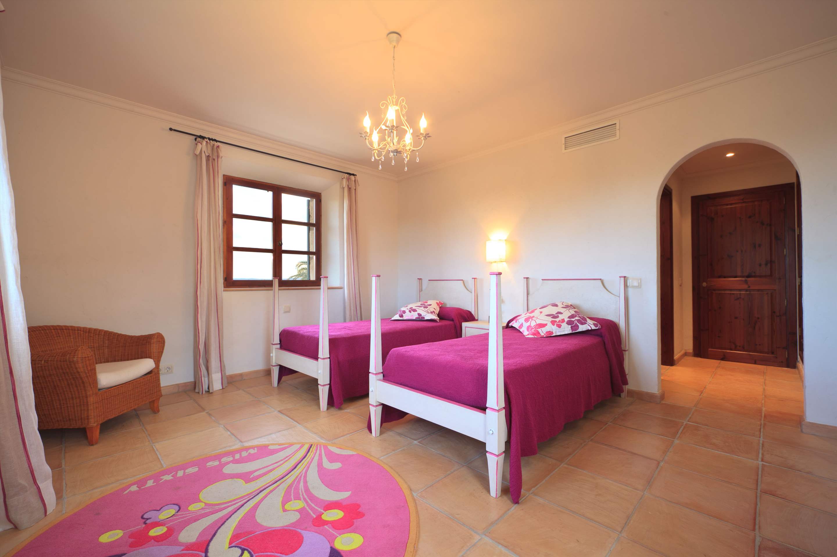Son Ferragut de Baix , 4 bedroom villa in Sa Pobla, Buger, Inca , Majorca Photo #11