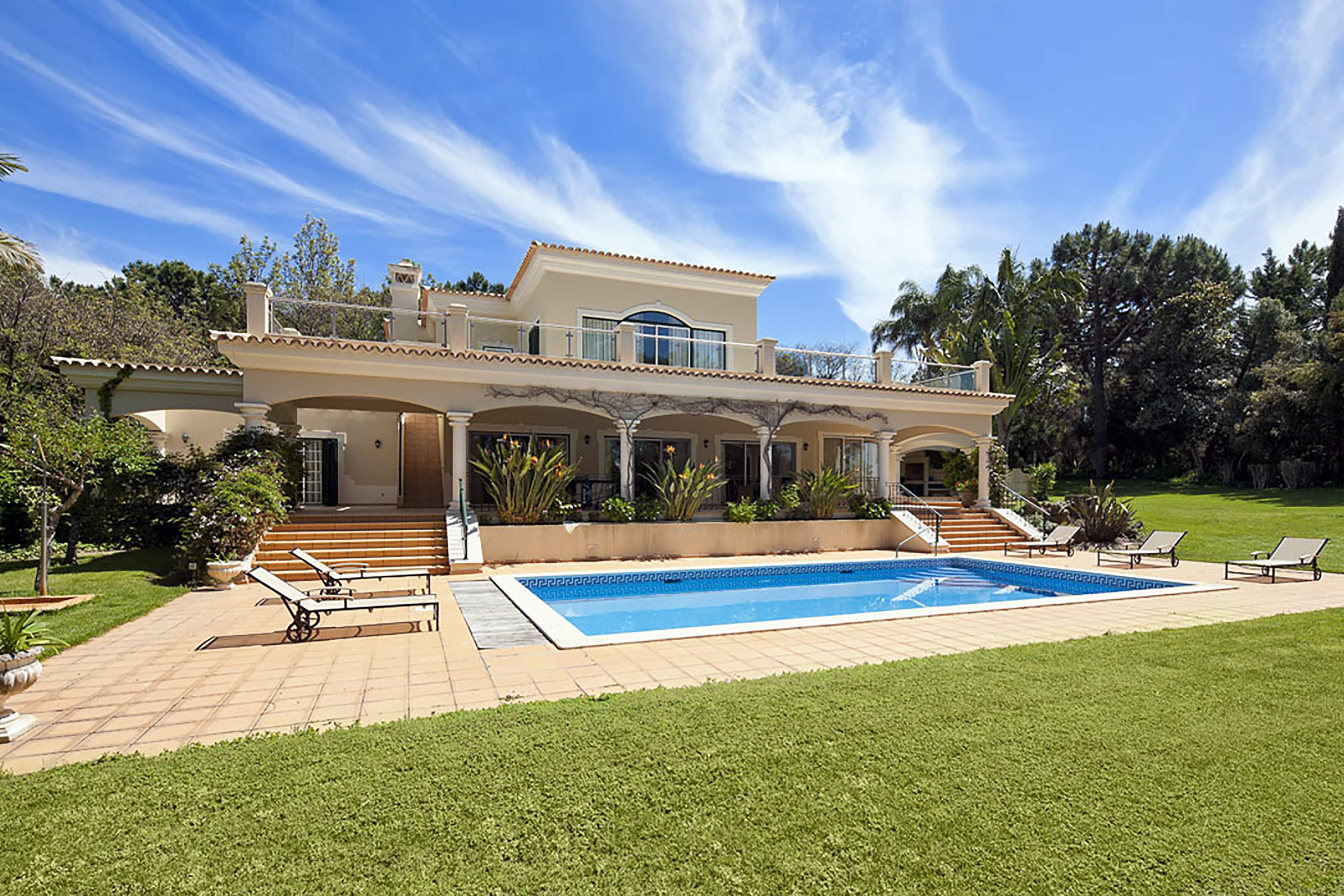 Villa Cascais, 4 bedroom villa in Quinta do Lago, Algarve