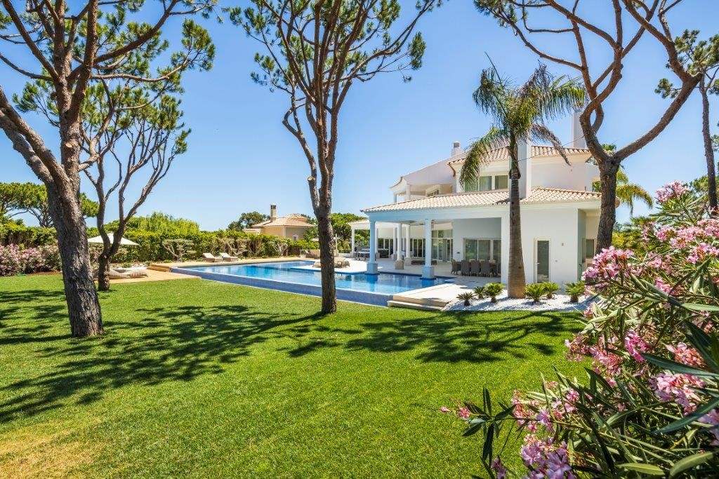 Villa Barrichello, 5 bedroom villa in Quinta do Lago, Algarve Photo #28