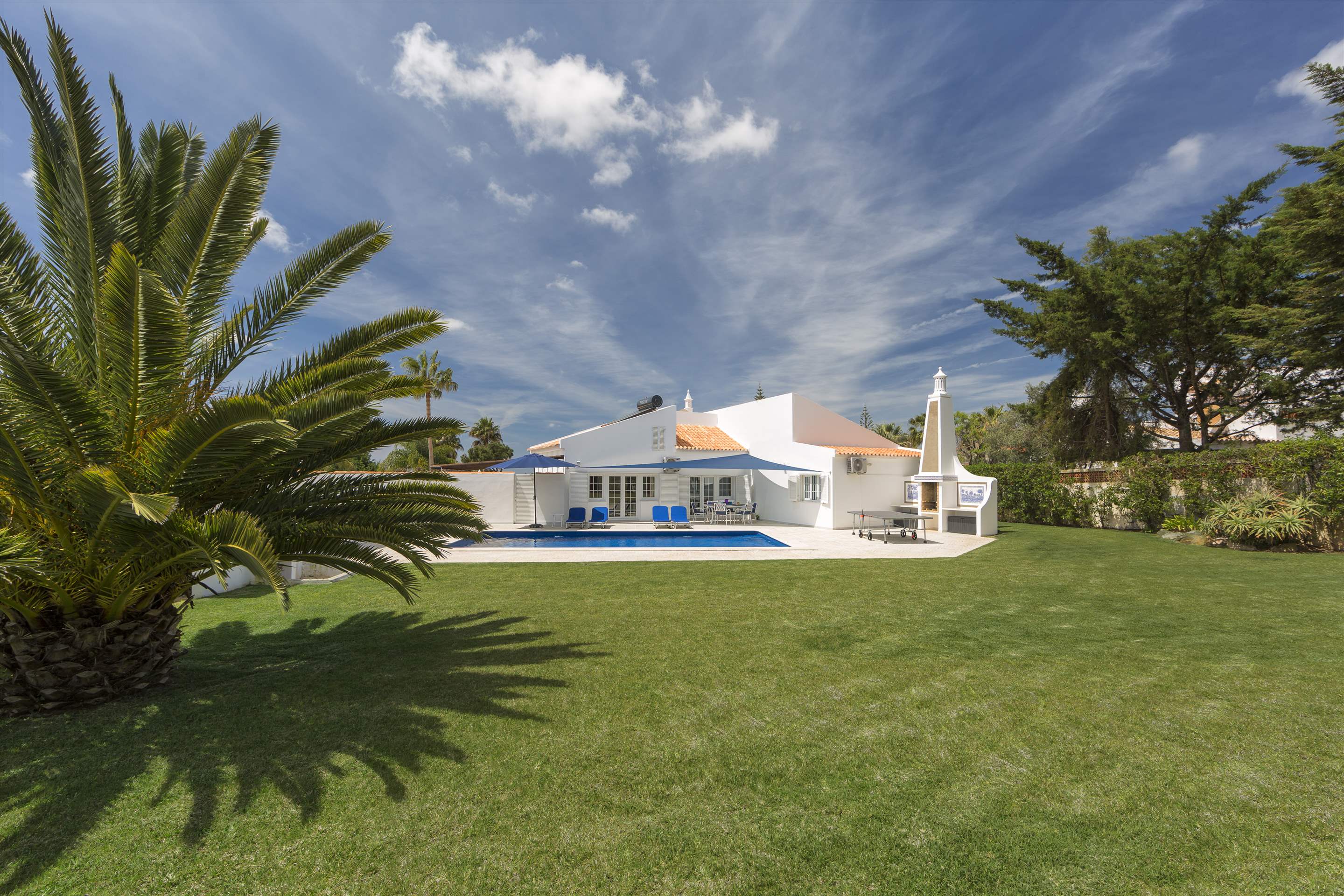 Casa Madrisa, 3 bedroom villa in Vilamoura Area, Algarve Photo #20