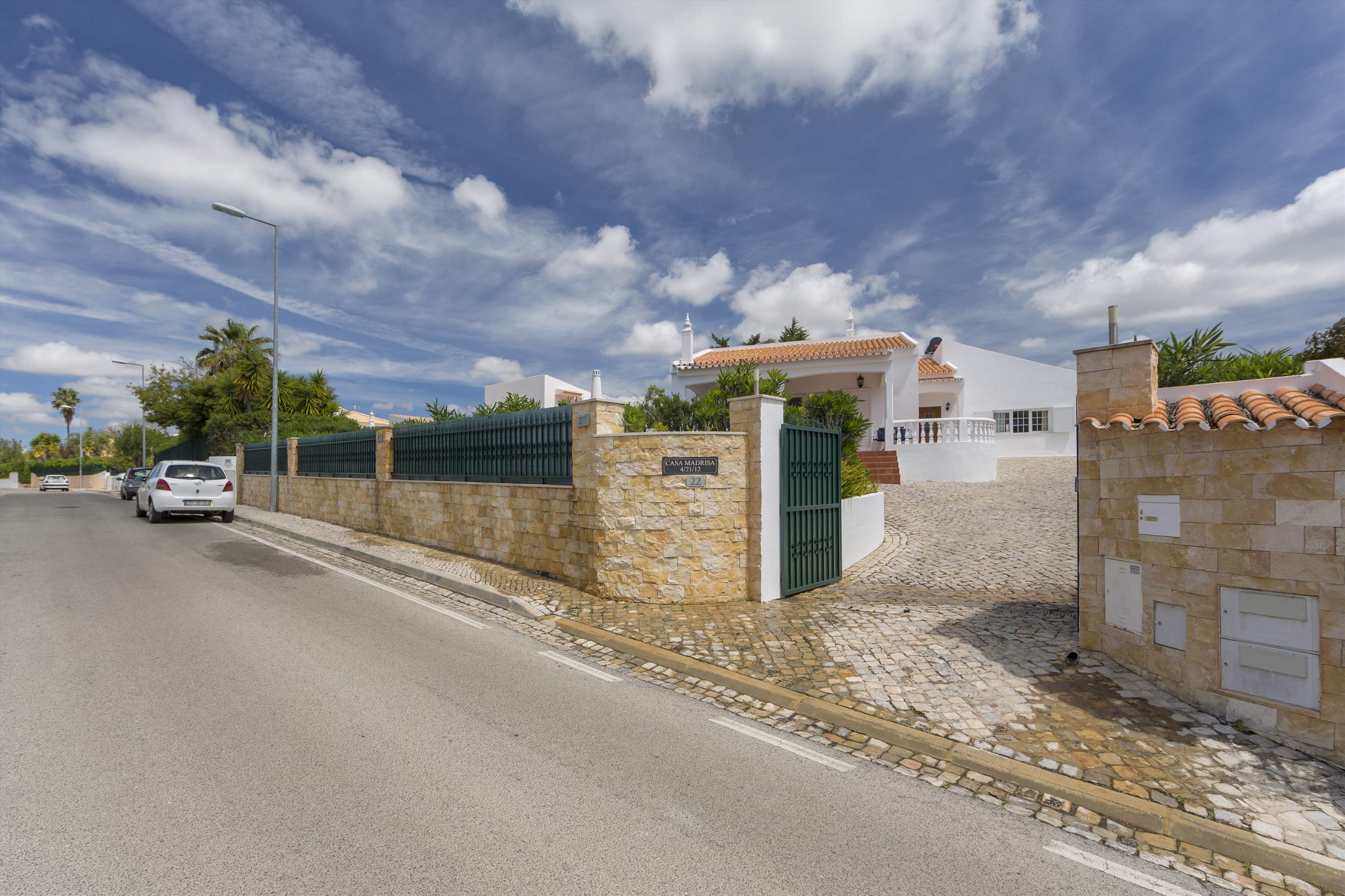 Casa Madrisa, 3 bedroom villa in Vilamoura Area, Algarve Photo #23