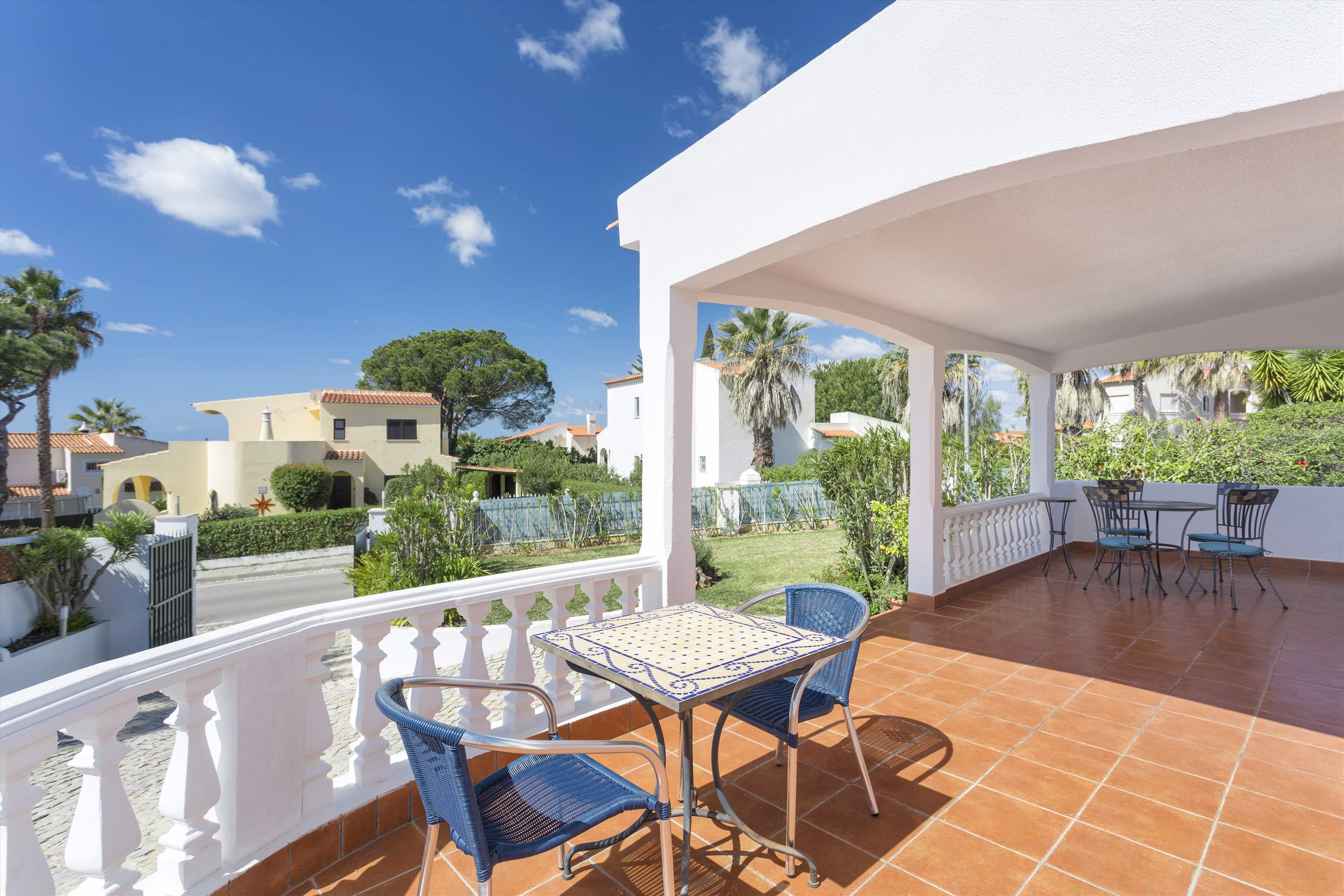 Casa Madrisa, 3 bedroom villa in Vilamoura Area, Algarve Photo #8