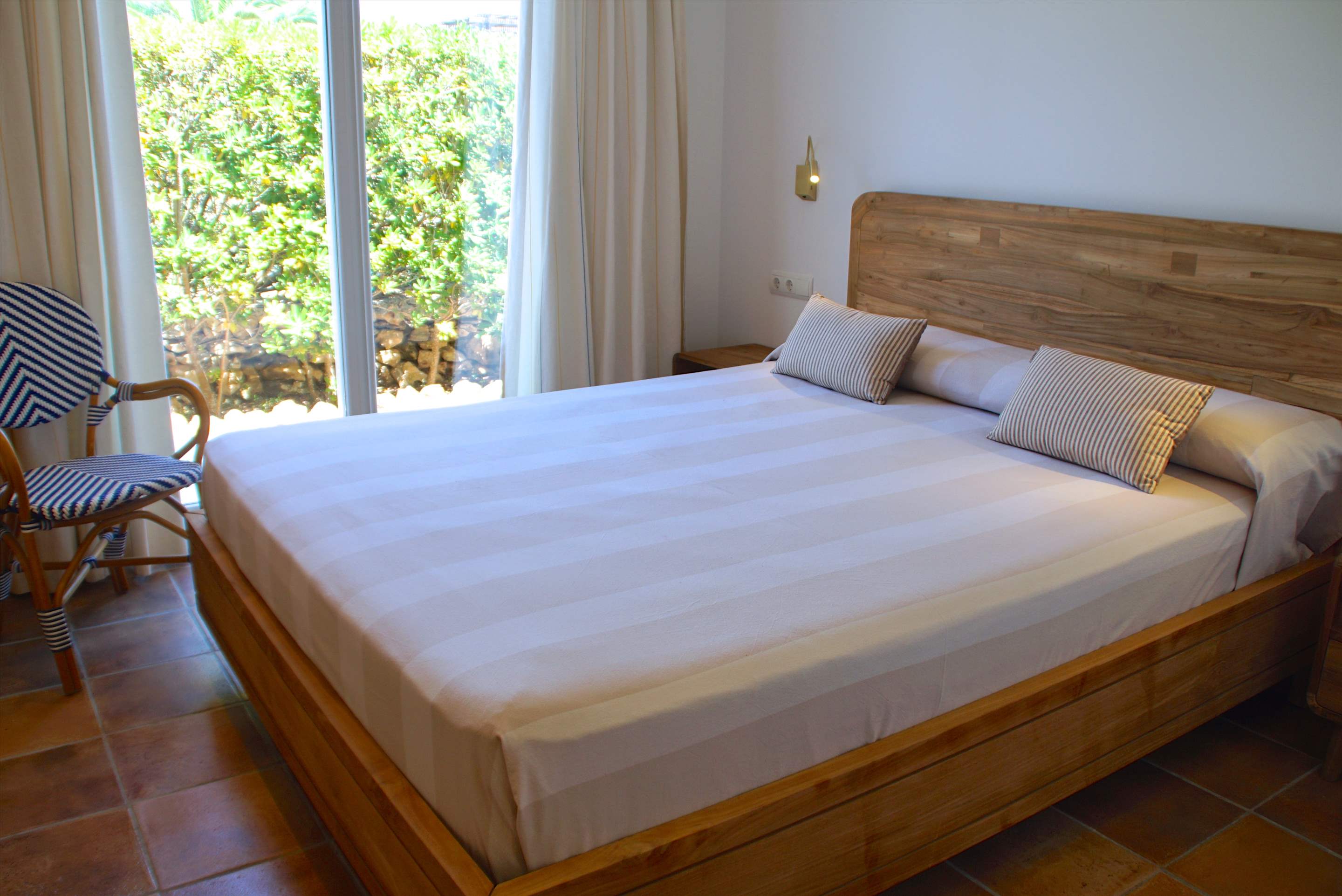 Villa Zapa, 3 bedroom villa in Mahon, San Luis & South East, Menorca Photo #13