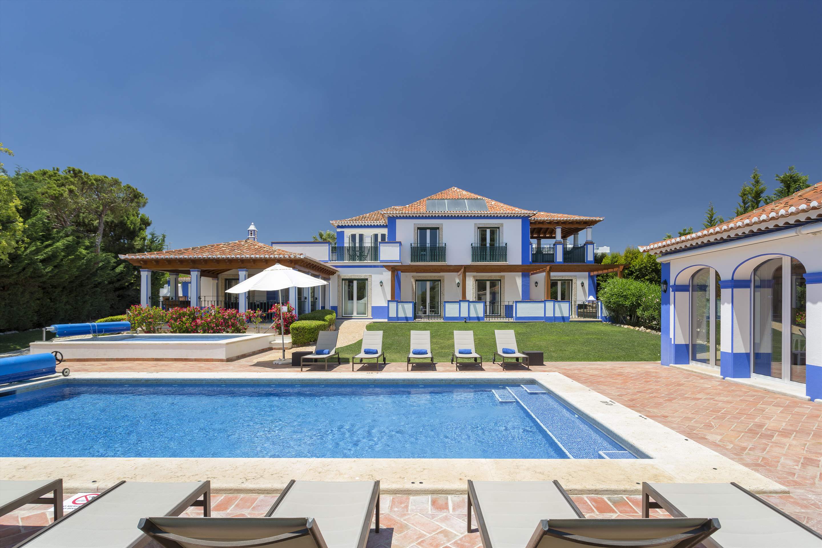 Villa Eska, Five Bedroom Rate, 5 bedroom villa in Albufeira Area, Algarve