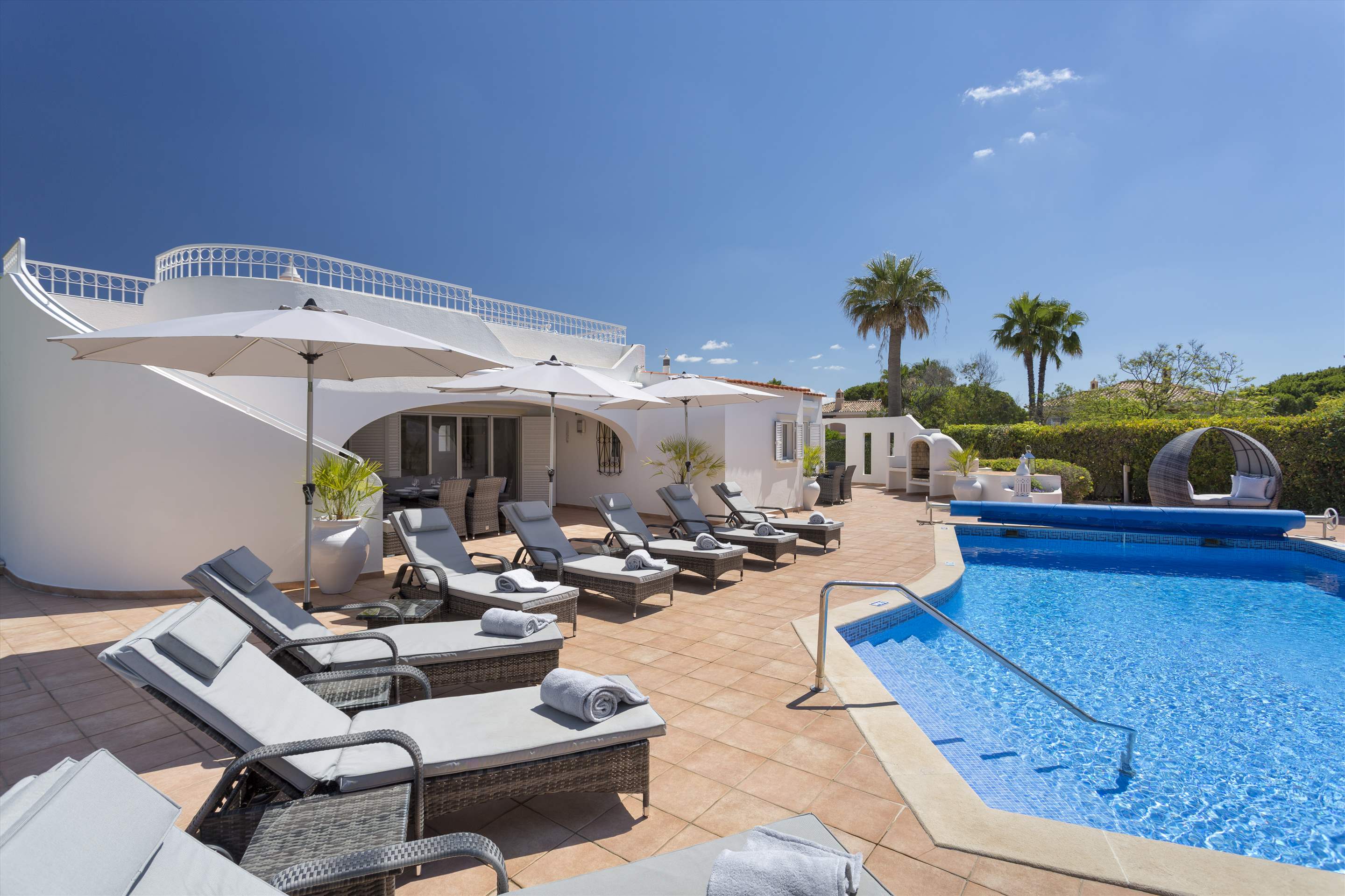 Villa Filipana, 4 bedroom villa in Vale do Lobo, Algarve Photo #20