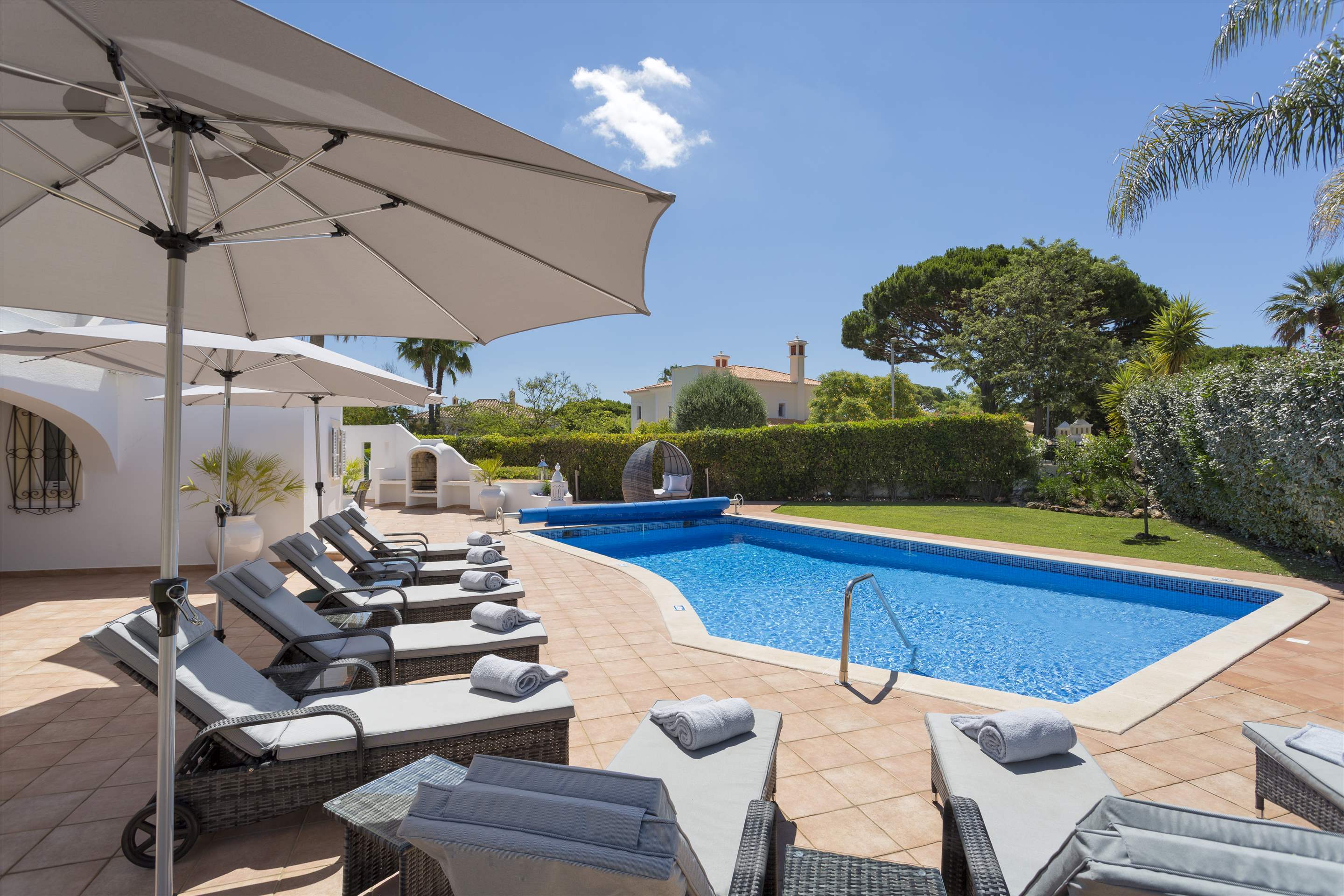 Villa Filipana, 4 bedroom villa in Vale do Lobo, Algarve Photo #8