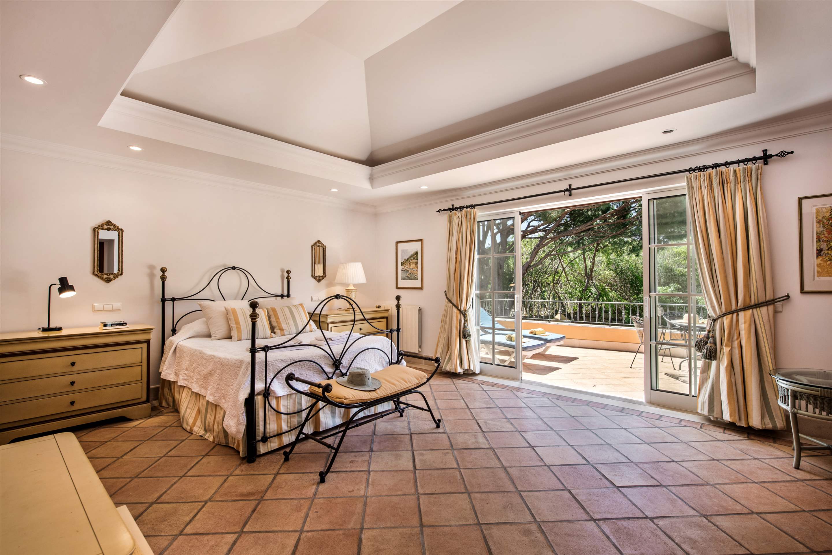 Casa da Paz, 4 bedroom villa in Quinta do Lago, Algarve Photo #21