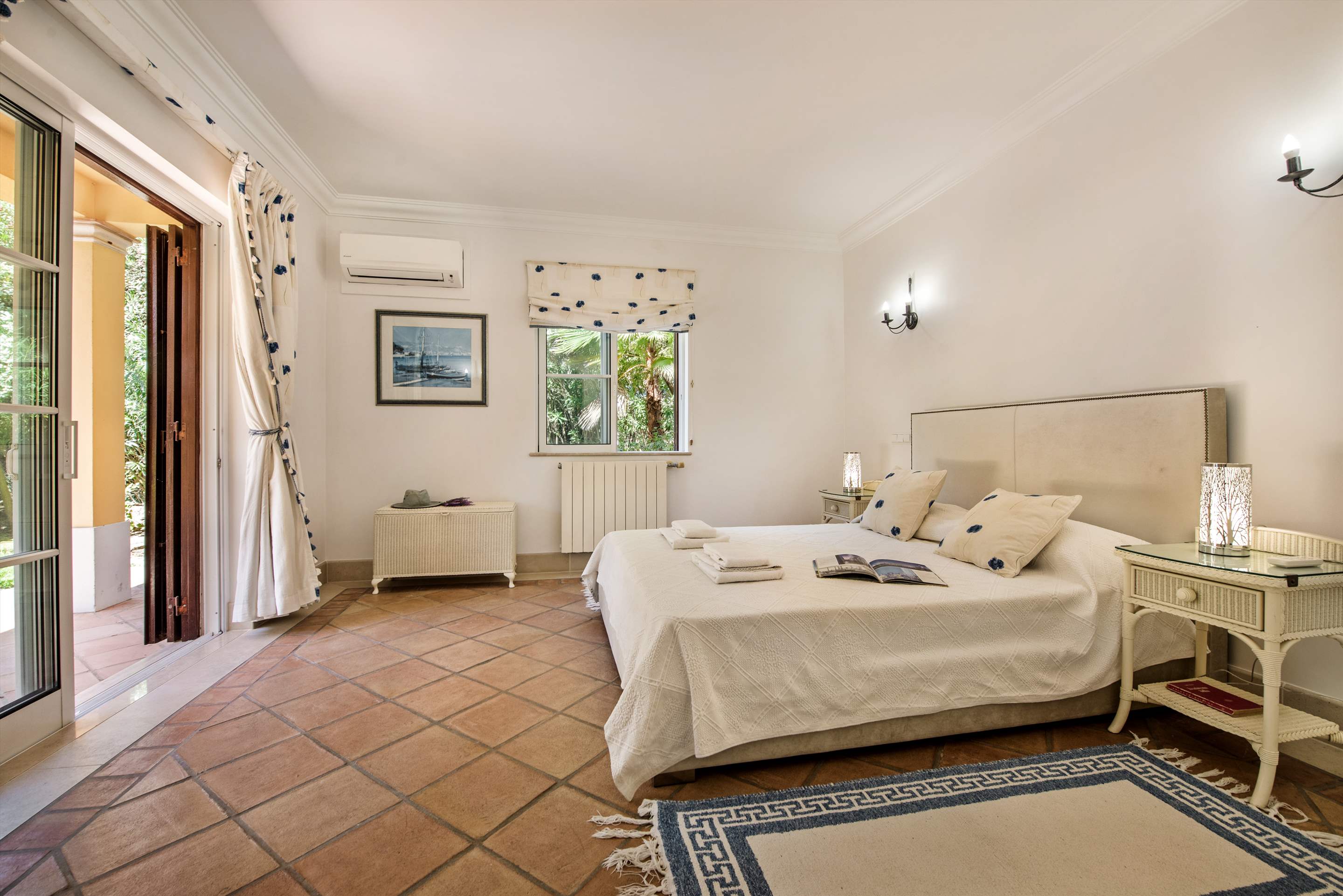 Casa da Paz, 4 bedroom villa in Quinta do Lago, Algarve Photo #25