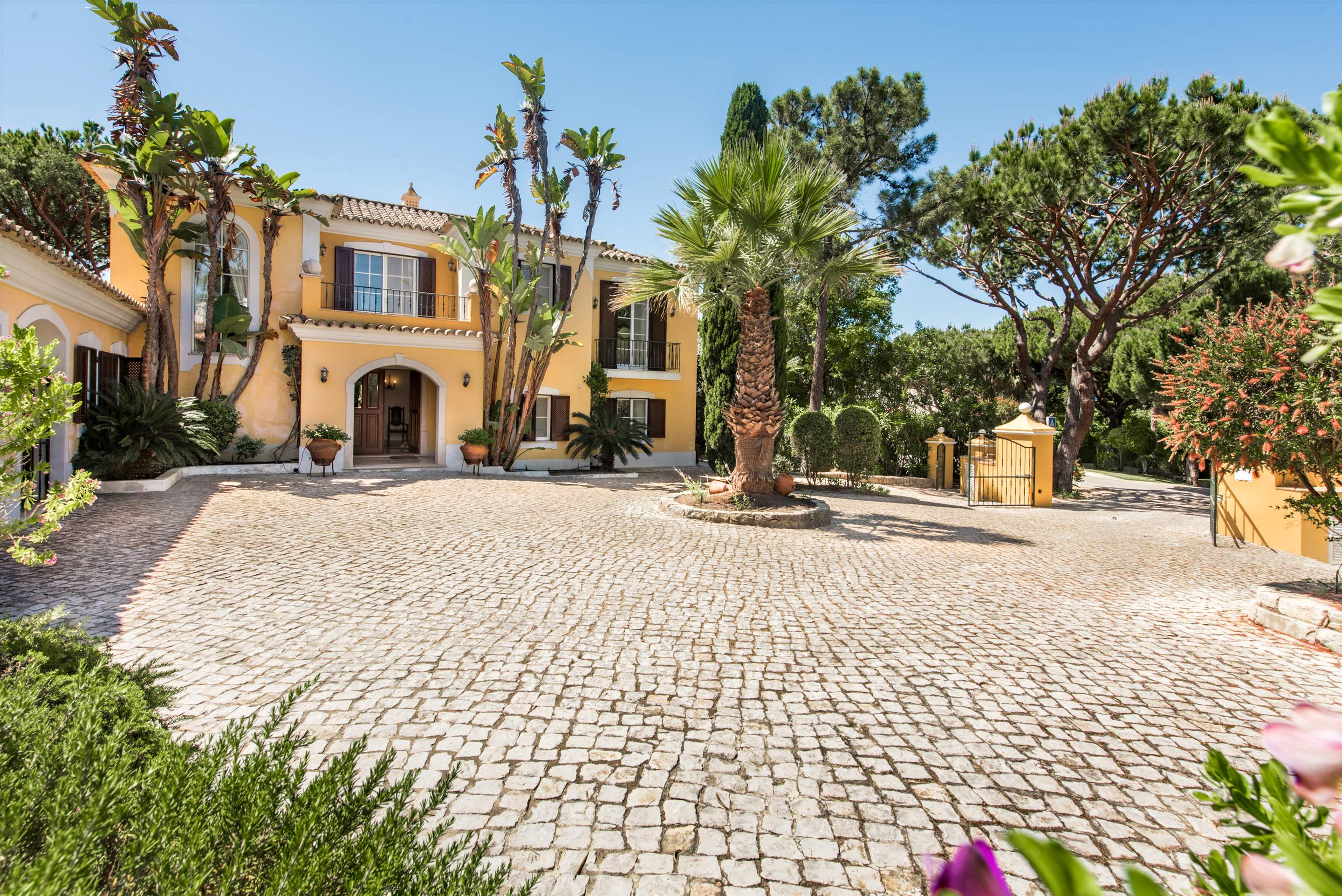 Casa da Paz, 4 bedroom villa in Quinta do Lago, Algarve Photo #30