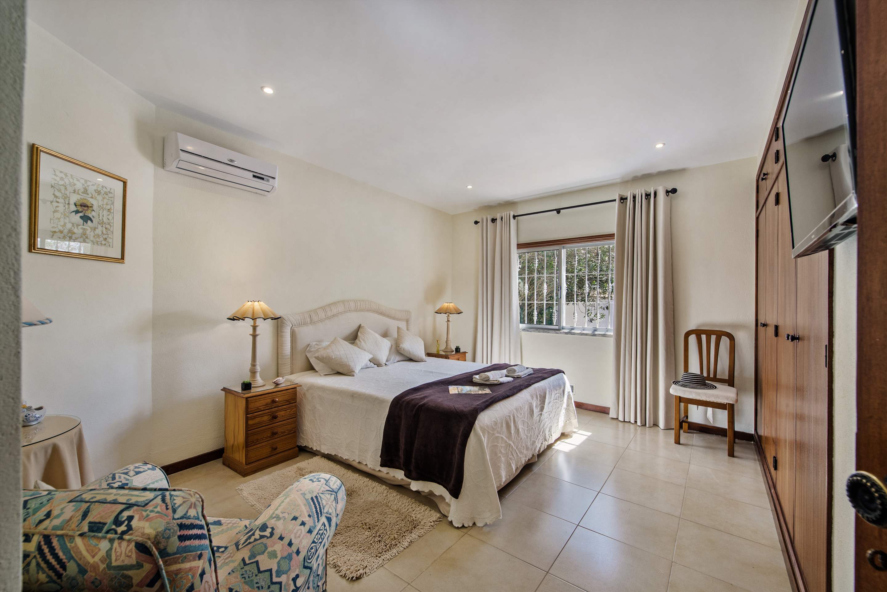Casa Liberdade, 4 bedroom villa in Vale do Lobo, Algarve Photo #13