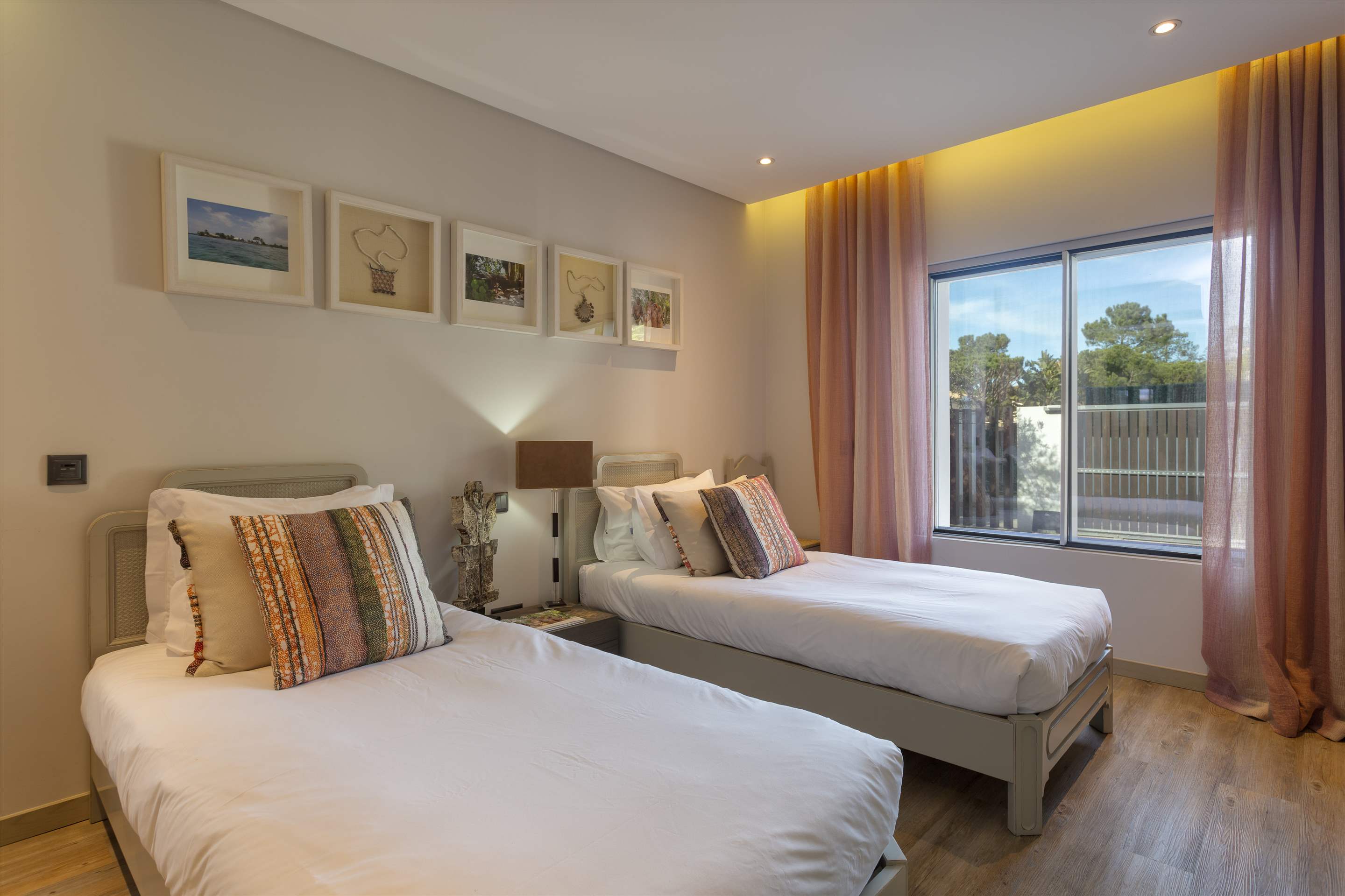 Ninho da Garca, 4 bedroom villa in Quinta do Lago, Algarve Photo #20