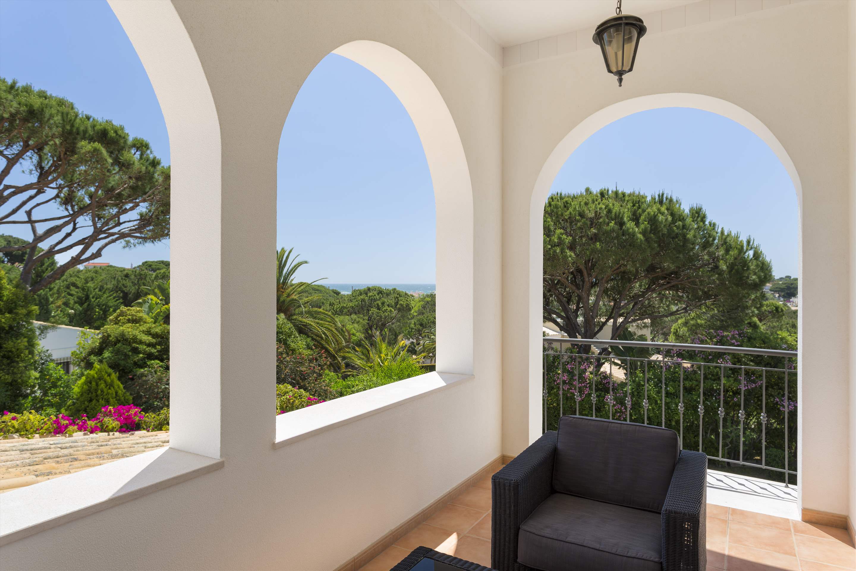 Villa La Soudada, 4 bedroom villa in Dunas Douradas, Algarve Photo #10